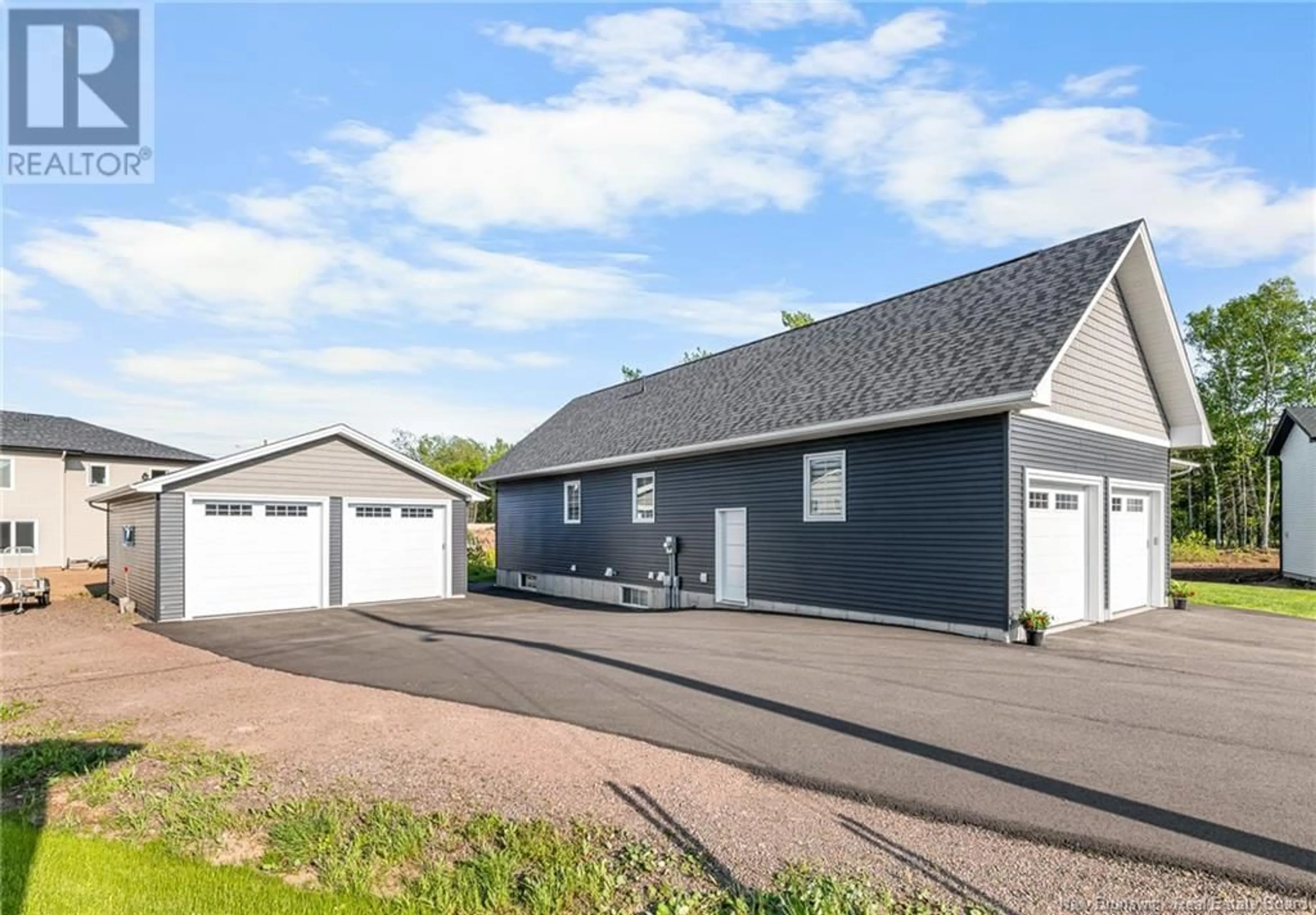 Unknown for 85 GUY STREET, Shediac New Brunswick E4P0L4