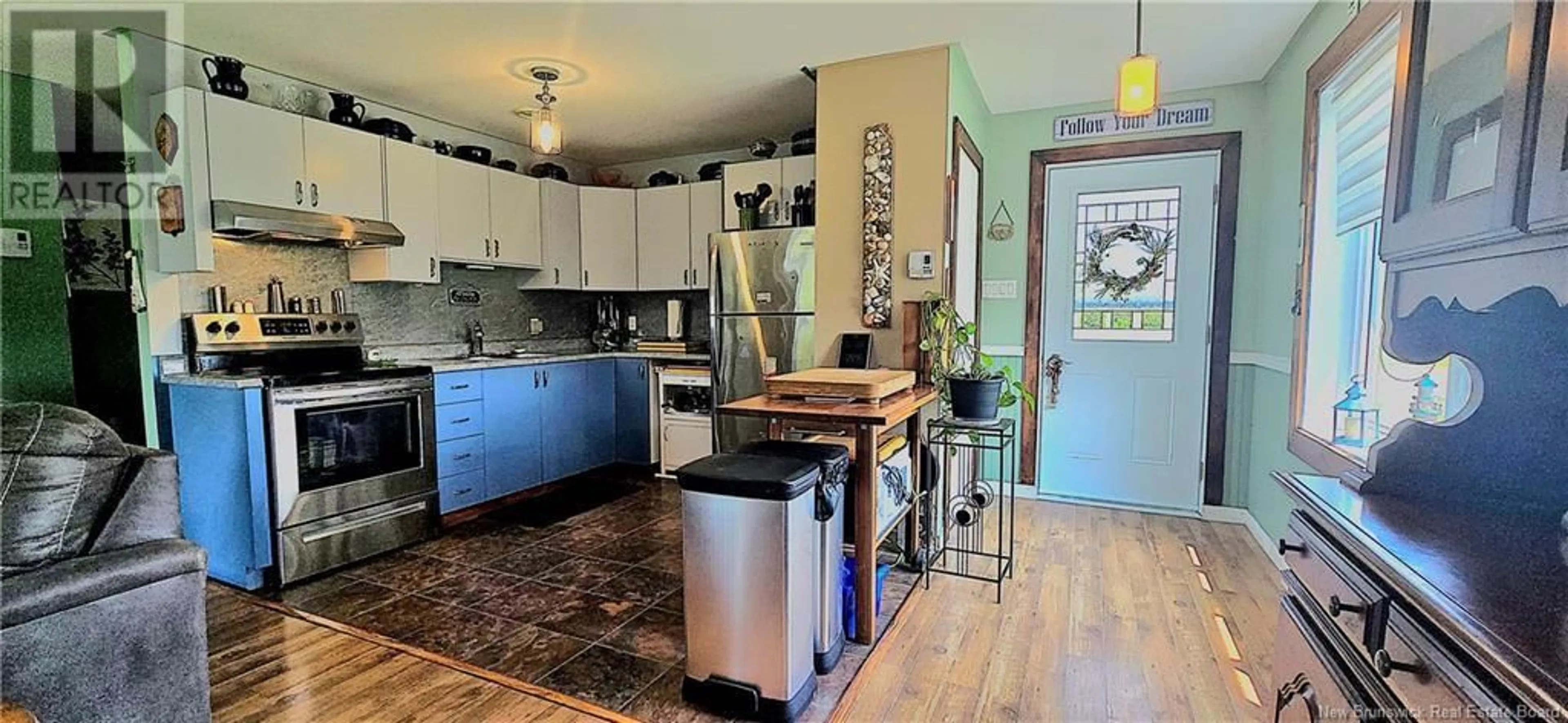 Open concept kitchen, unknown for 1737 ROUTE 355, Sainte Rose New Brunswick E1X2W5
