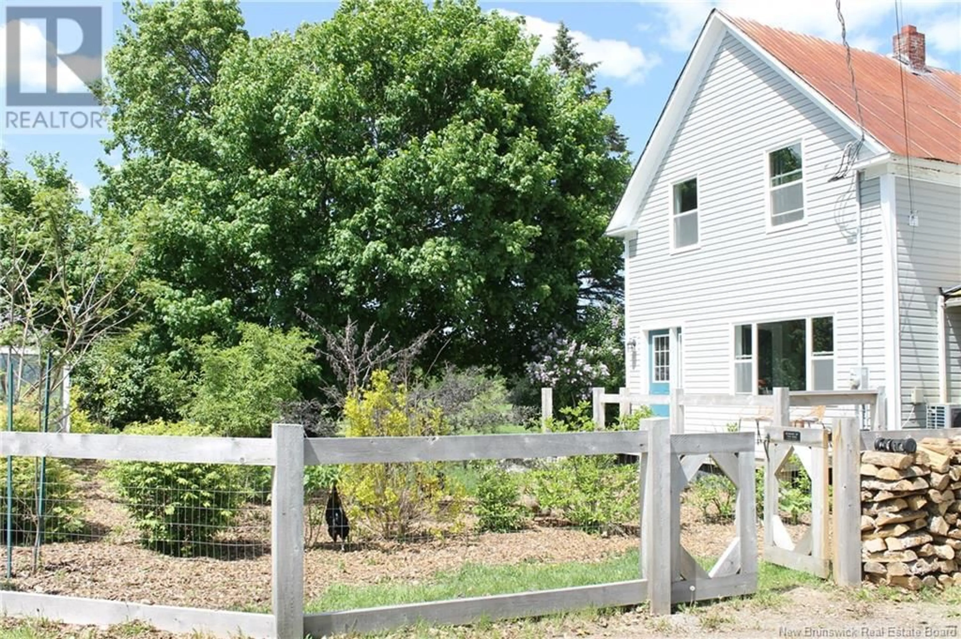 A pic from outside/outdoor area/front of a property/back of a property/a pic from drone, street for 90 ROUTE 615, Jewetts Mills New Brunswick E6L1M2