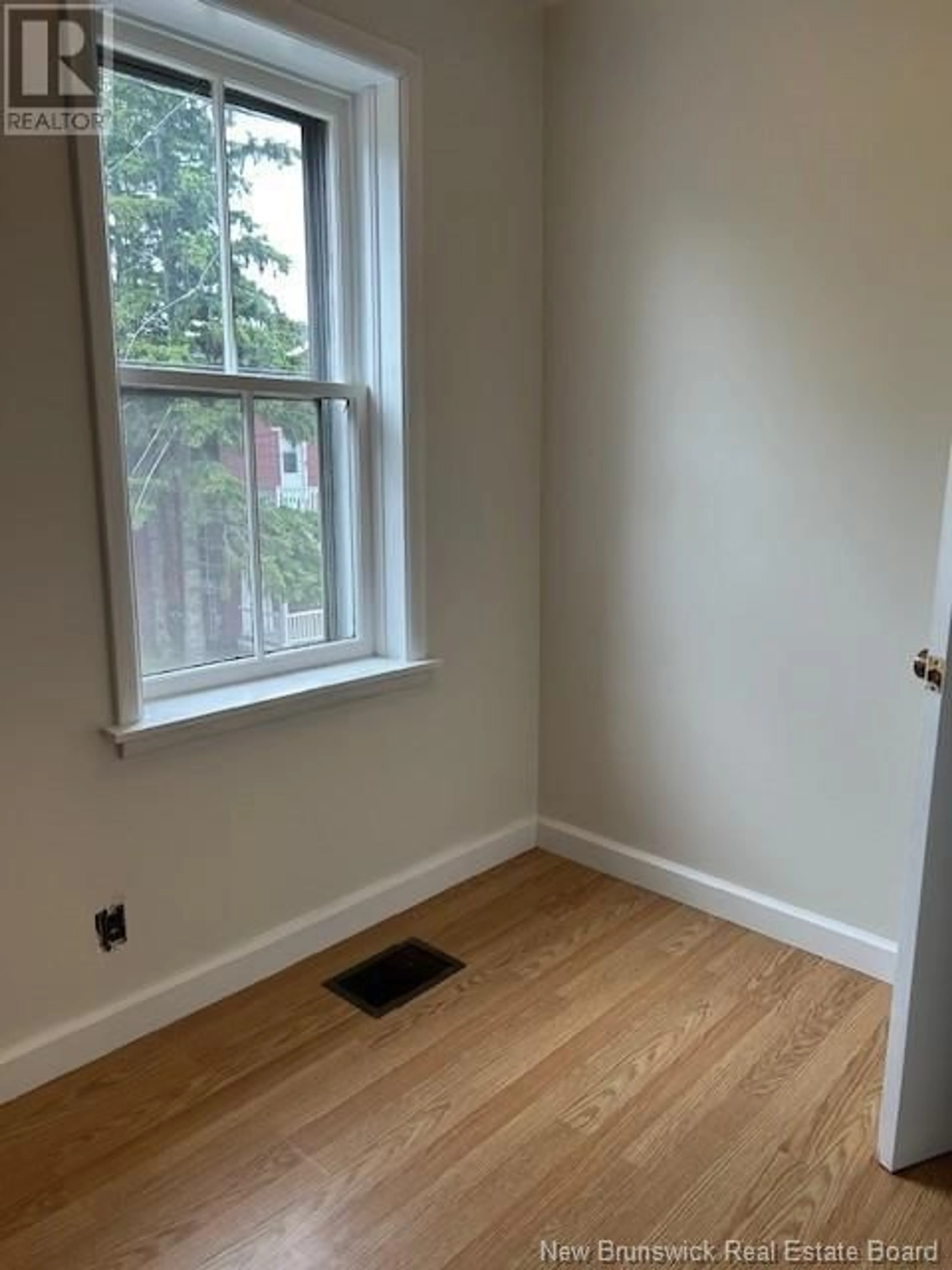 A pic of a room for 298 ROBINSON STREET, Moncton New Brunswick E1C5E1