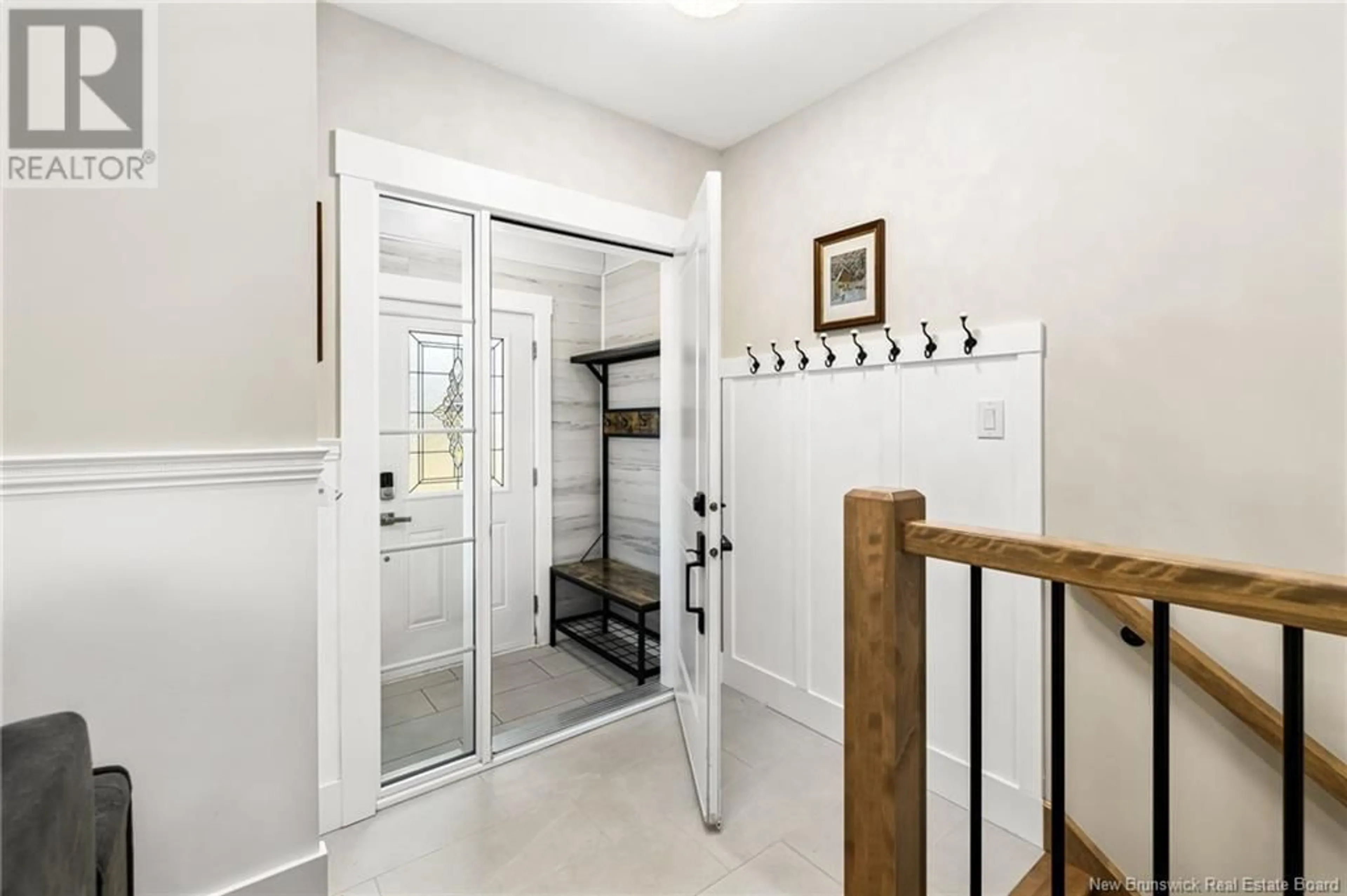 Indoor entryway for 351 DOVER ROAD, Dieppe New Brunswick E1A7L5