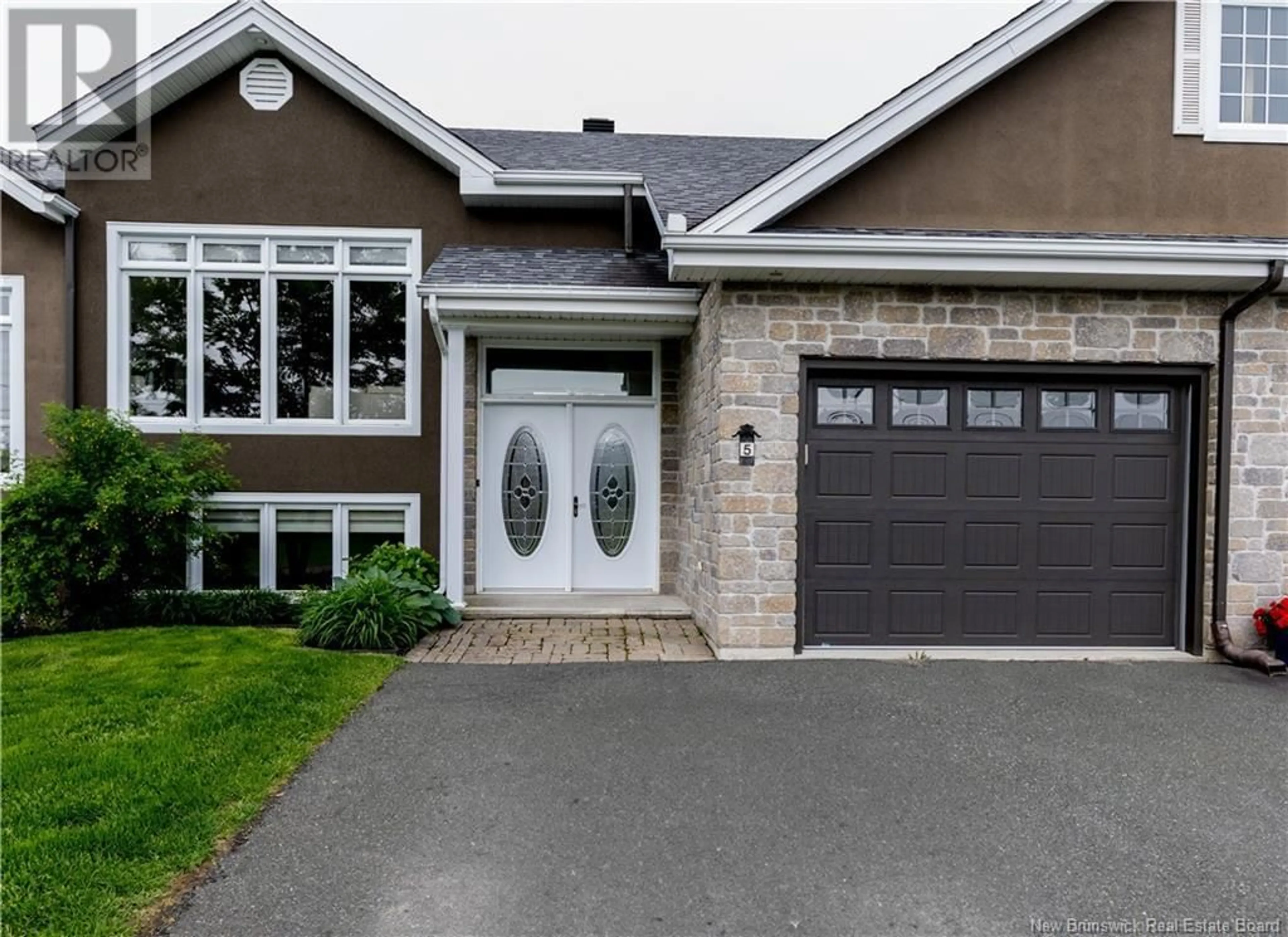 Home with brick exterior material, street for 5 PETER STREET, Grand-Sault/Grand Falls New Brunswick E3Z0B6