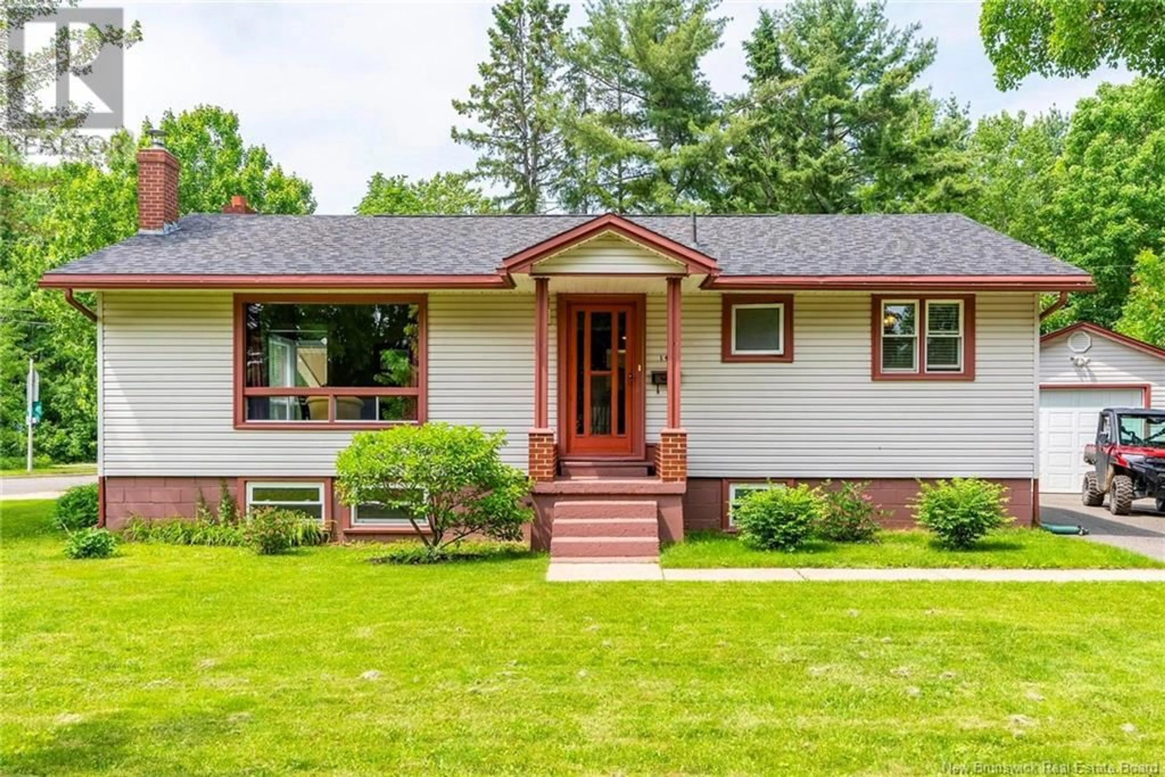 Home with vinyl exterior material, street for 146 HEMLOCK AVENUE, Fredericton New Brunswick E3A1H1