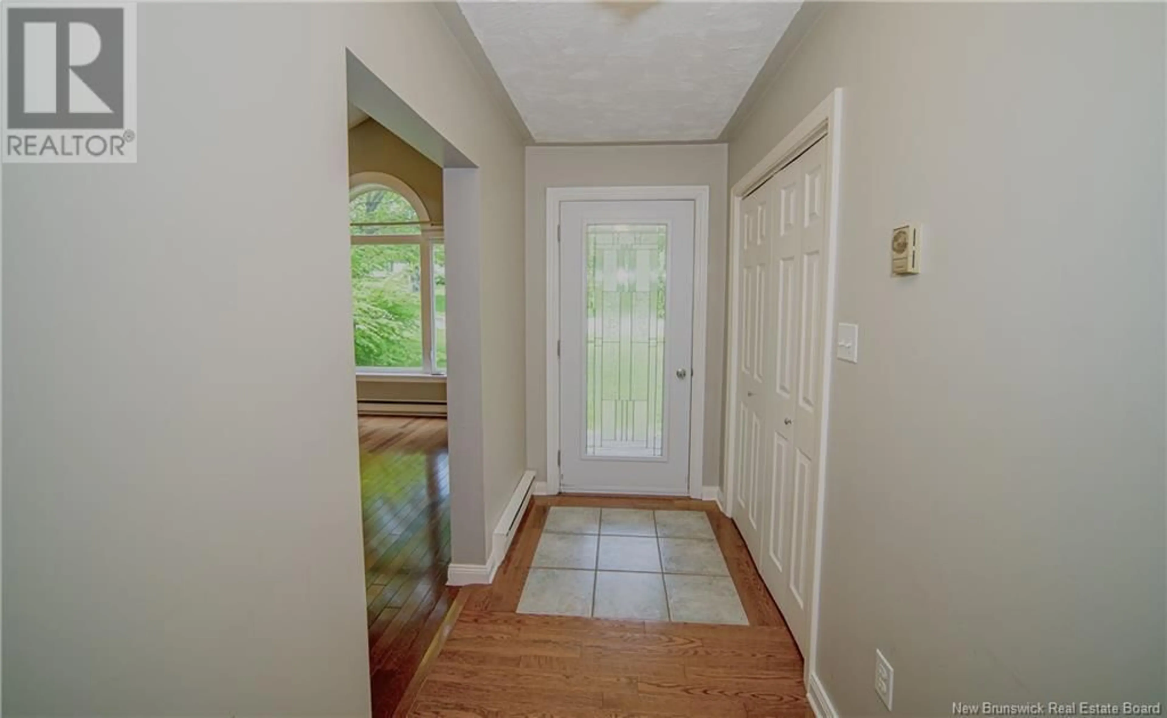 Indoor entryway for 45 BROMLEY AVENUE, Hanwell New Brunswick E3C1M8