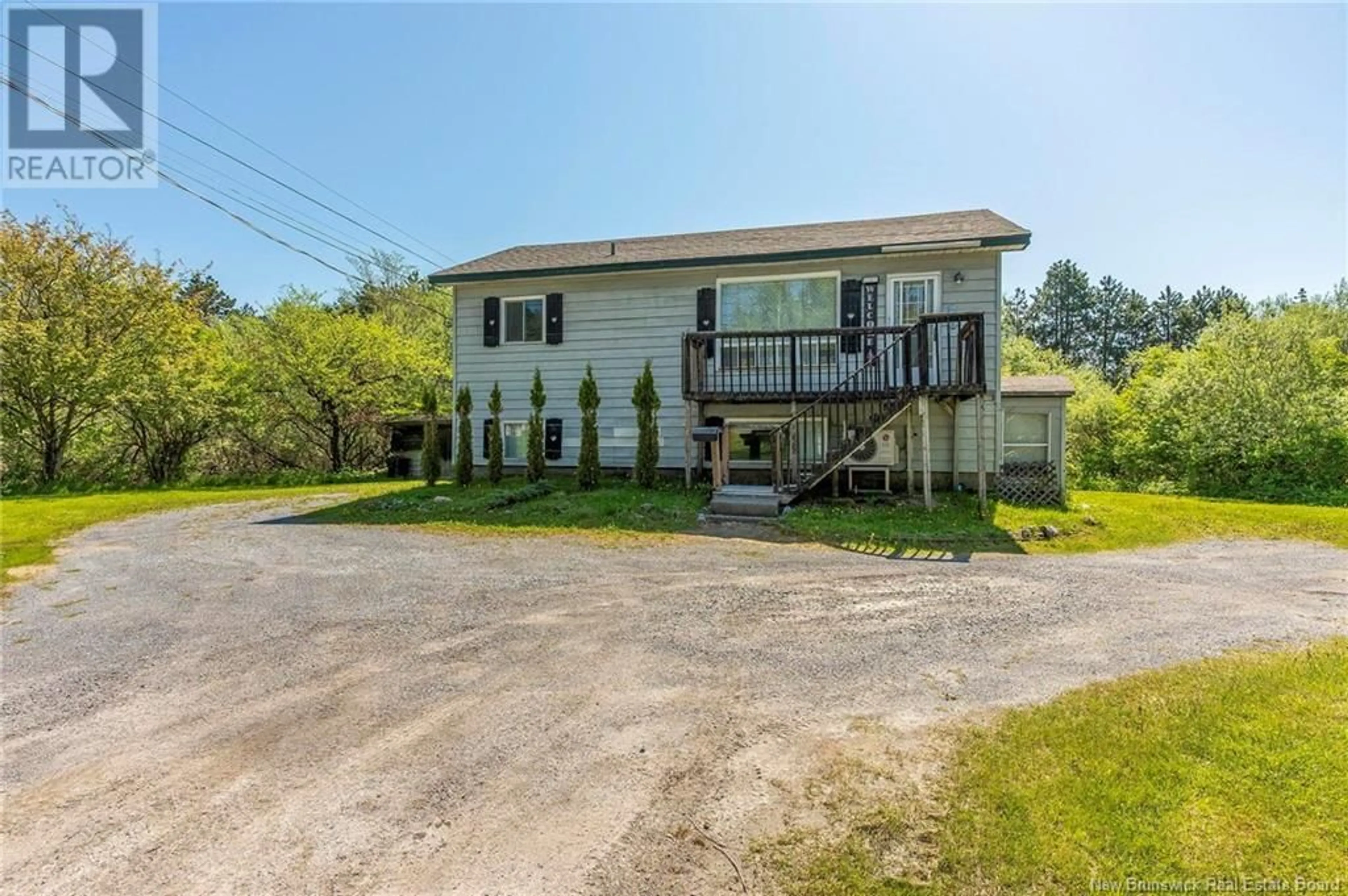 A pic from outside/outdoor area/front of a property/back of a property/a pic from drone, unknown for 1182 ROTHESAY ROAD, Saint John New Brunswick E2H2J1