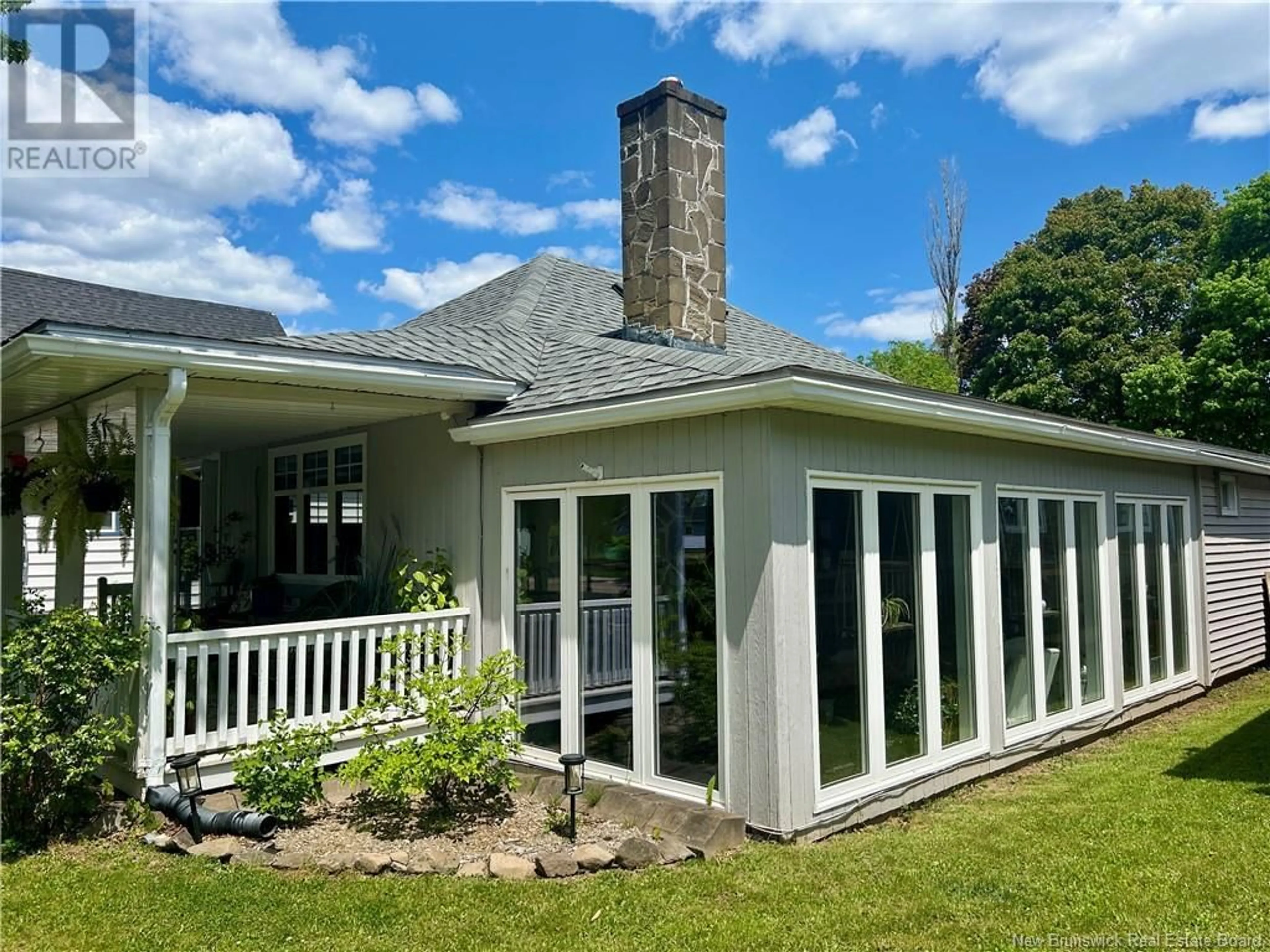 Home with vinyl exterior material, water/lake/river/ocean view for 104 GALLAGHER STREET, Shediac New Brunswick E4P1S9
