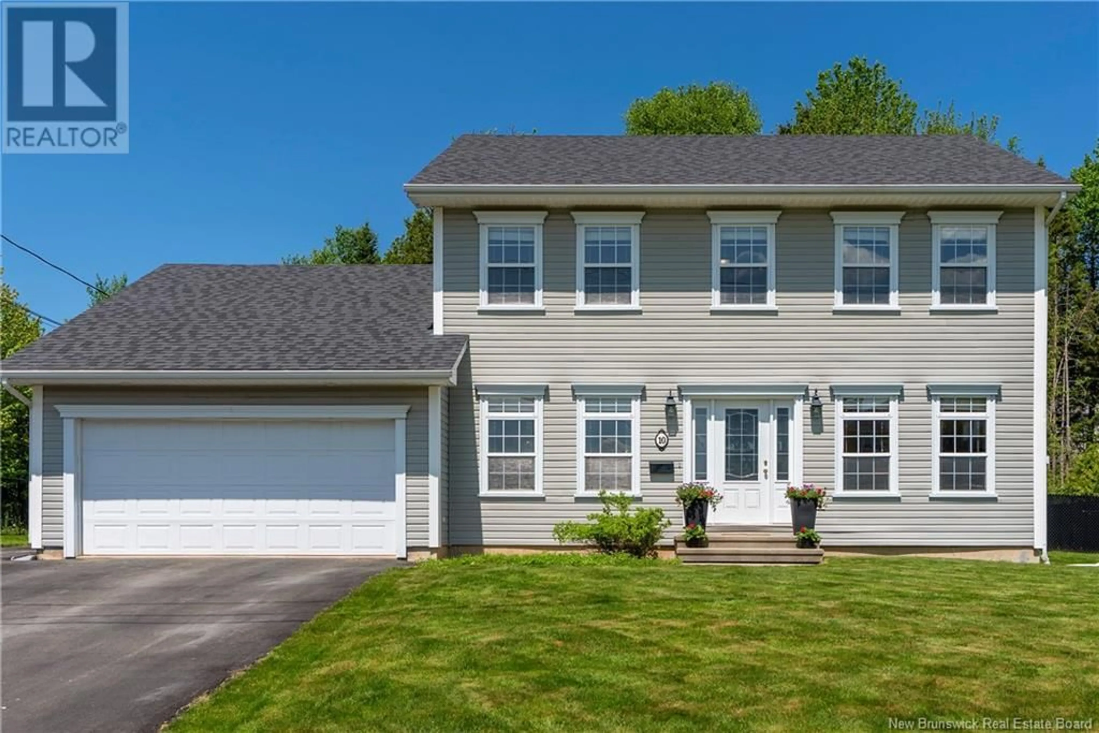 Home with vinyl exterior material, street for 10 MELROSE AVENUE, New Maryland New Brunswick E3C2R1