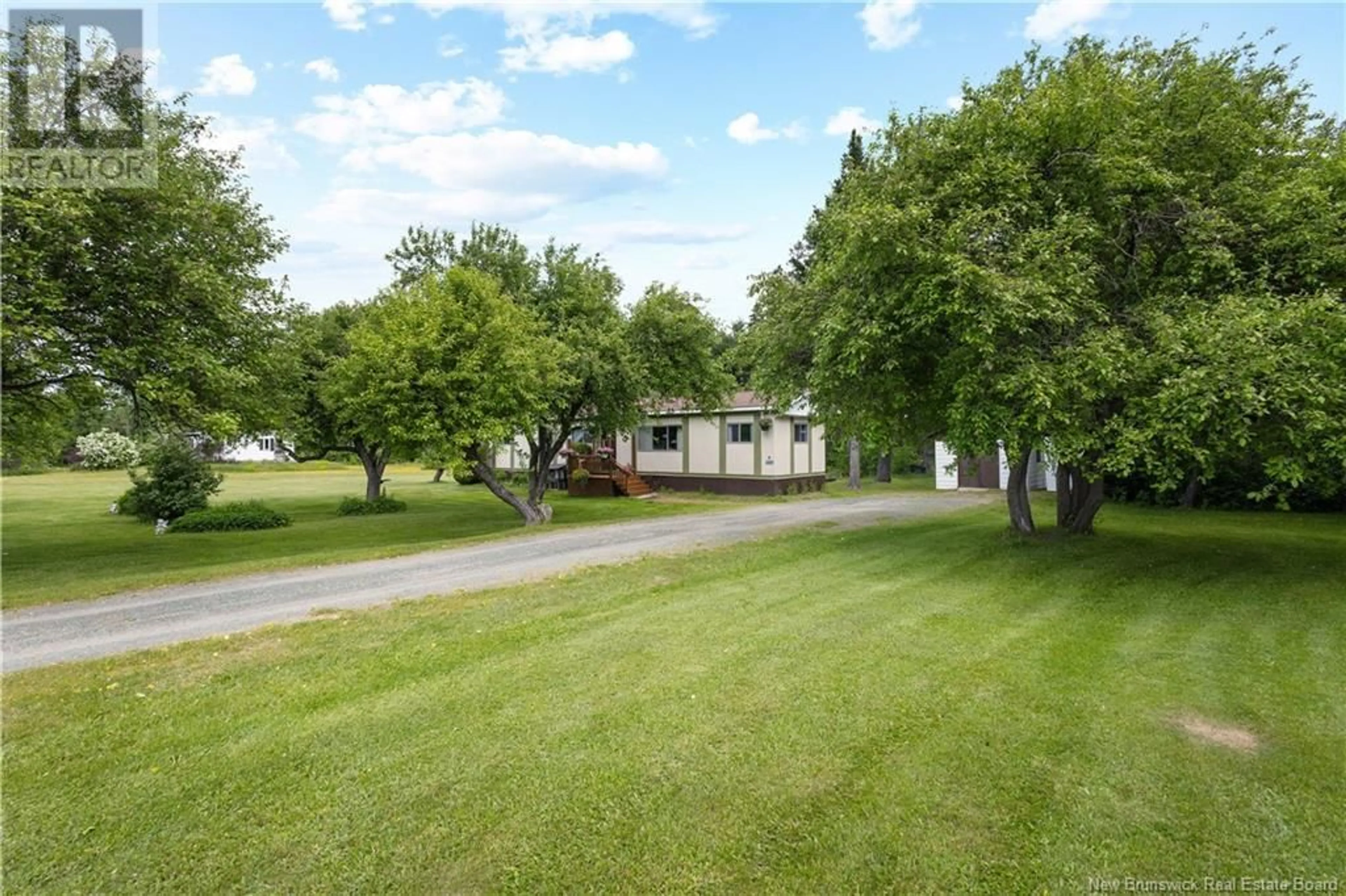 A pic from outside/outdoor area/front of a property/back of a property/a pic from drone, unknown for 9386 11 ROUTE ROUTE, Saint Margarets New Brunswick E1N5C5
