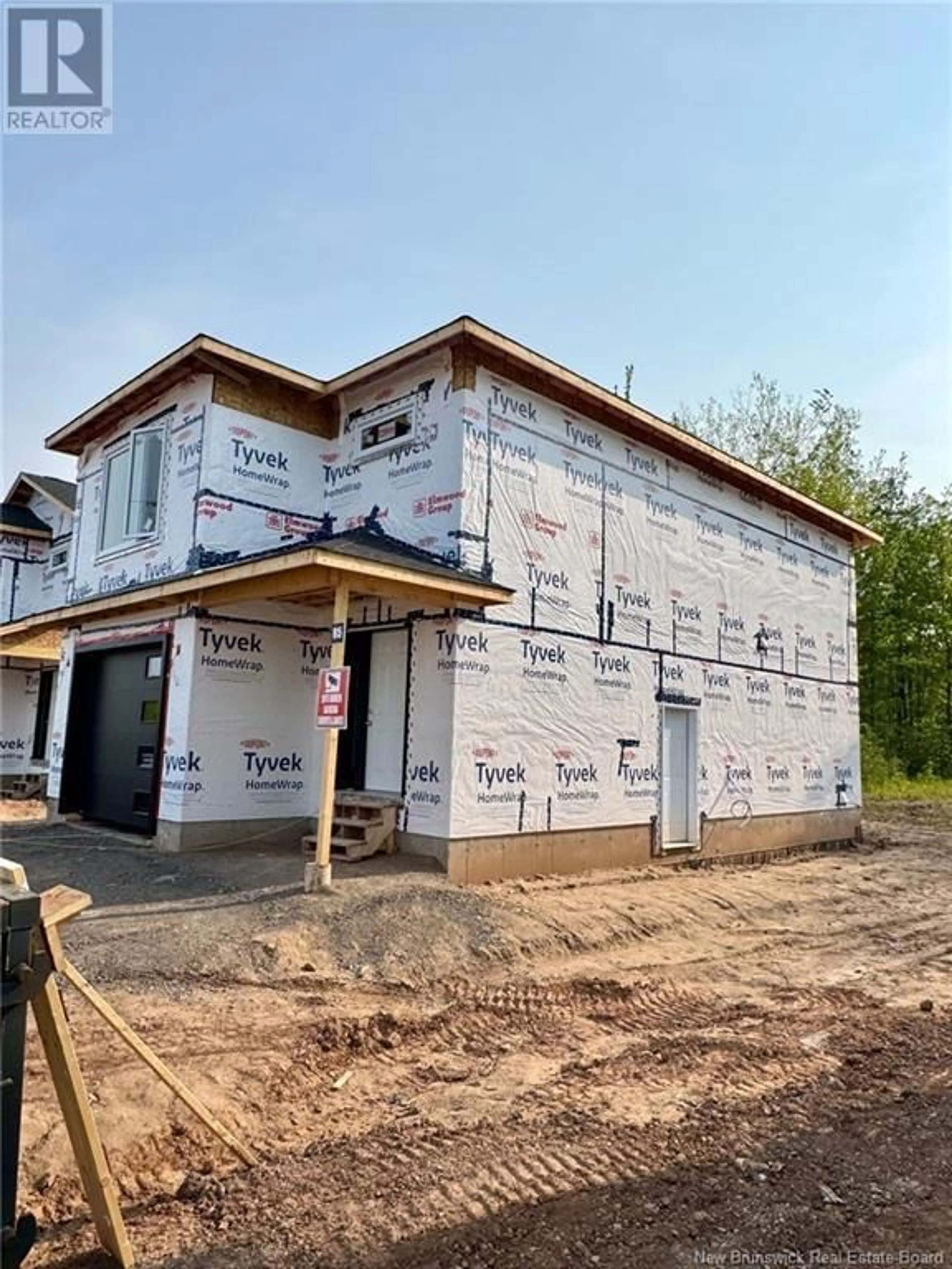 Home with vinyl exterior material, building for 85 ROSENBURG STREET, Moncton New Brunswick E1G6E9