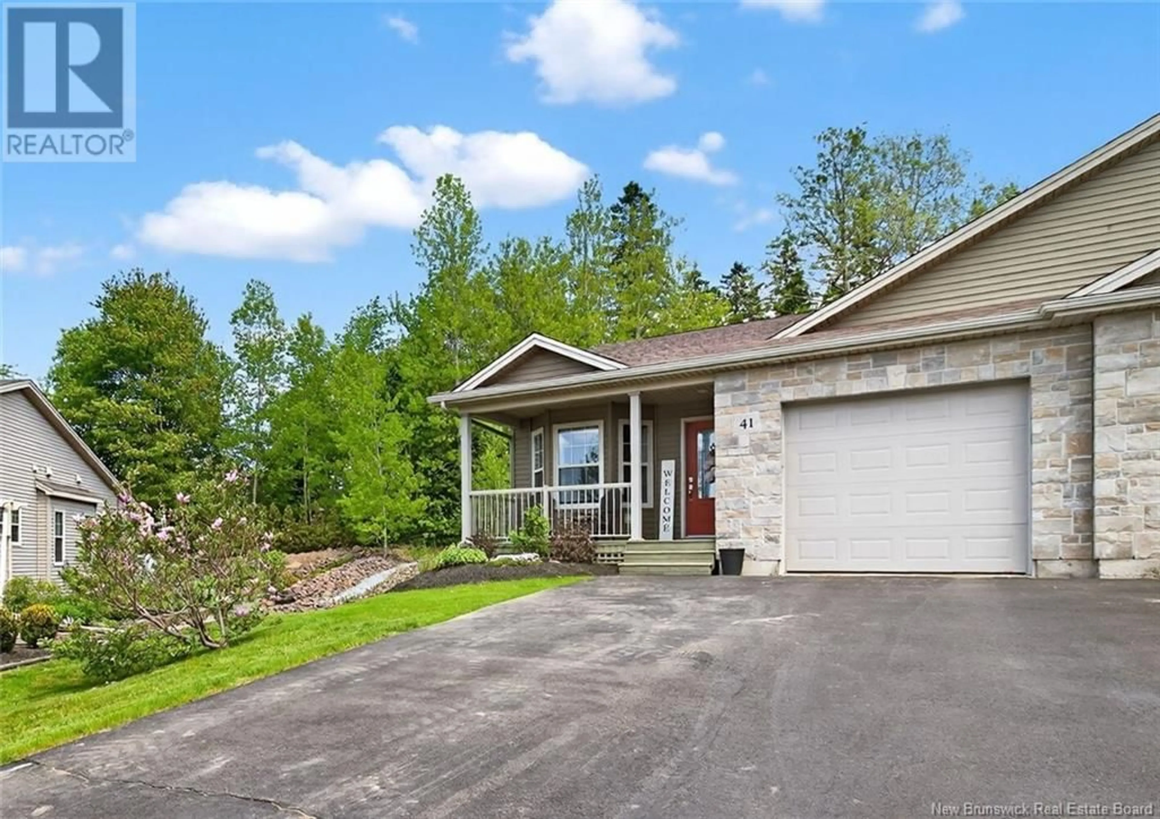 Unknown for 41 THORNHILL CRESCENT, Moncton New Brunswick E1A6B1
