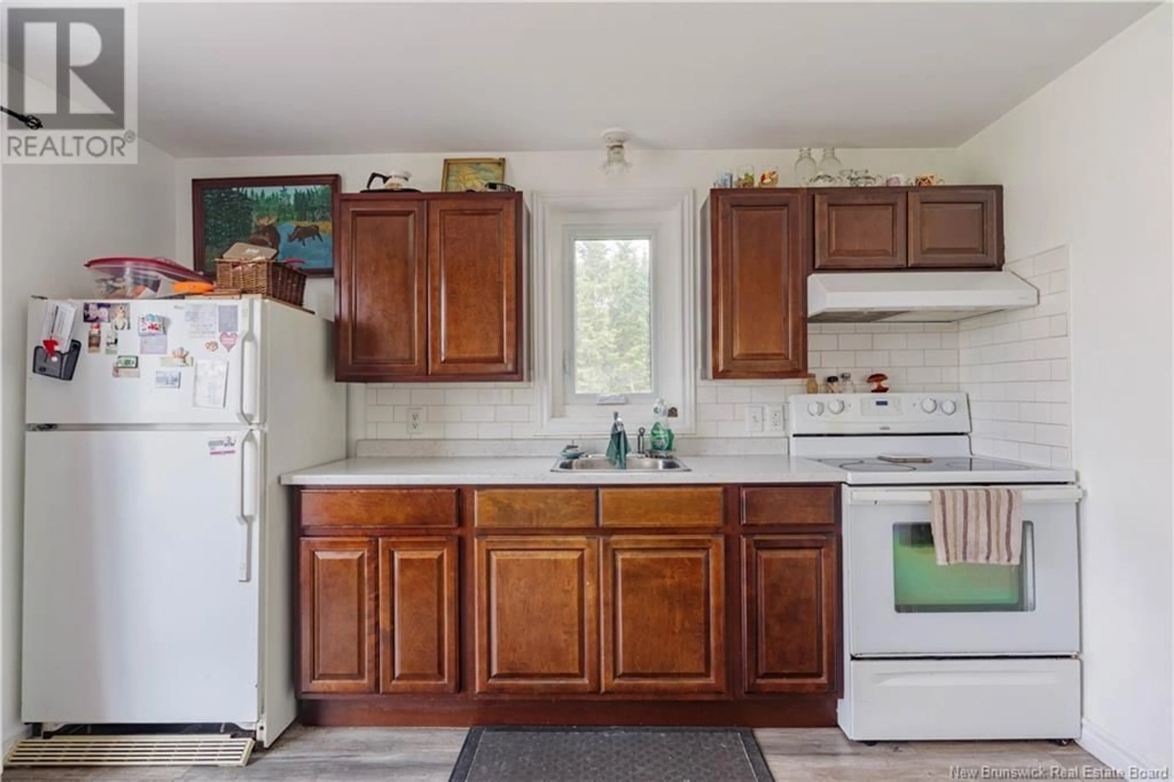 Standard kitchen, unknown for 2554 ROUTE 104, Middle Hainesville New Brunswick E6E1G5