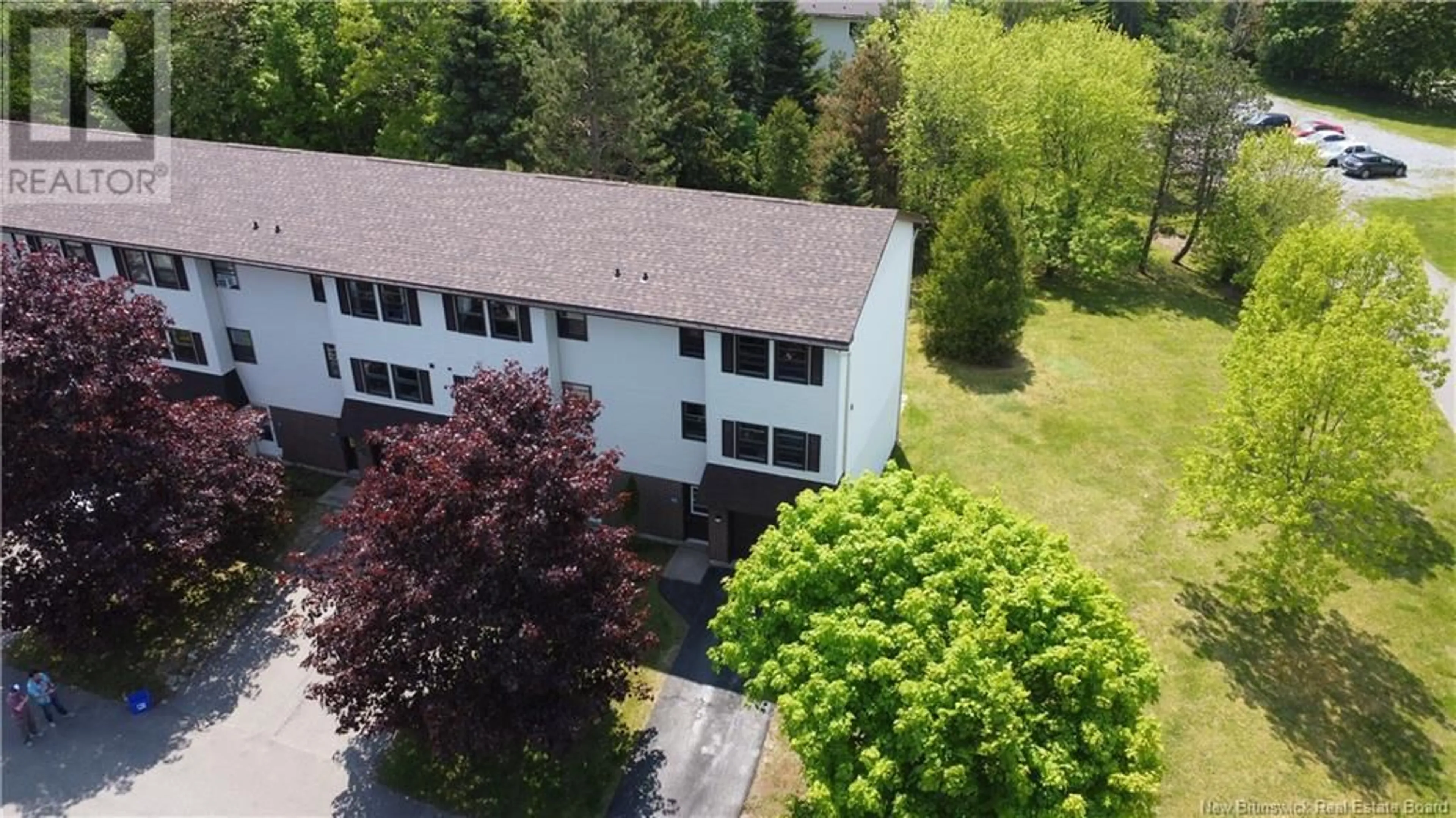 A pic from outside/outdoor area/front of a property/back of a property/a pic from drone, building for 23 HILLSVIEW CRESCENT, Rothesay New Brunswick E2E3N5