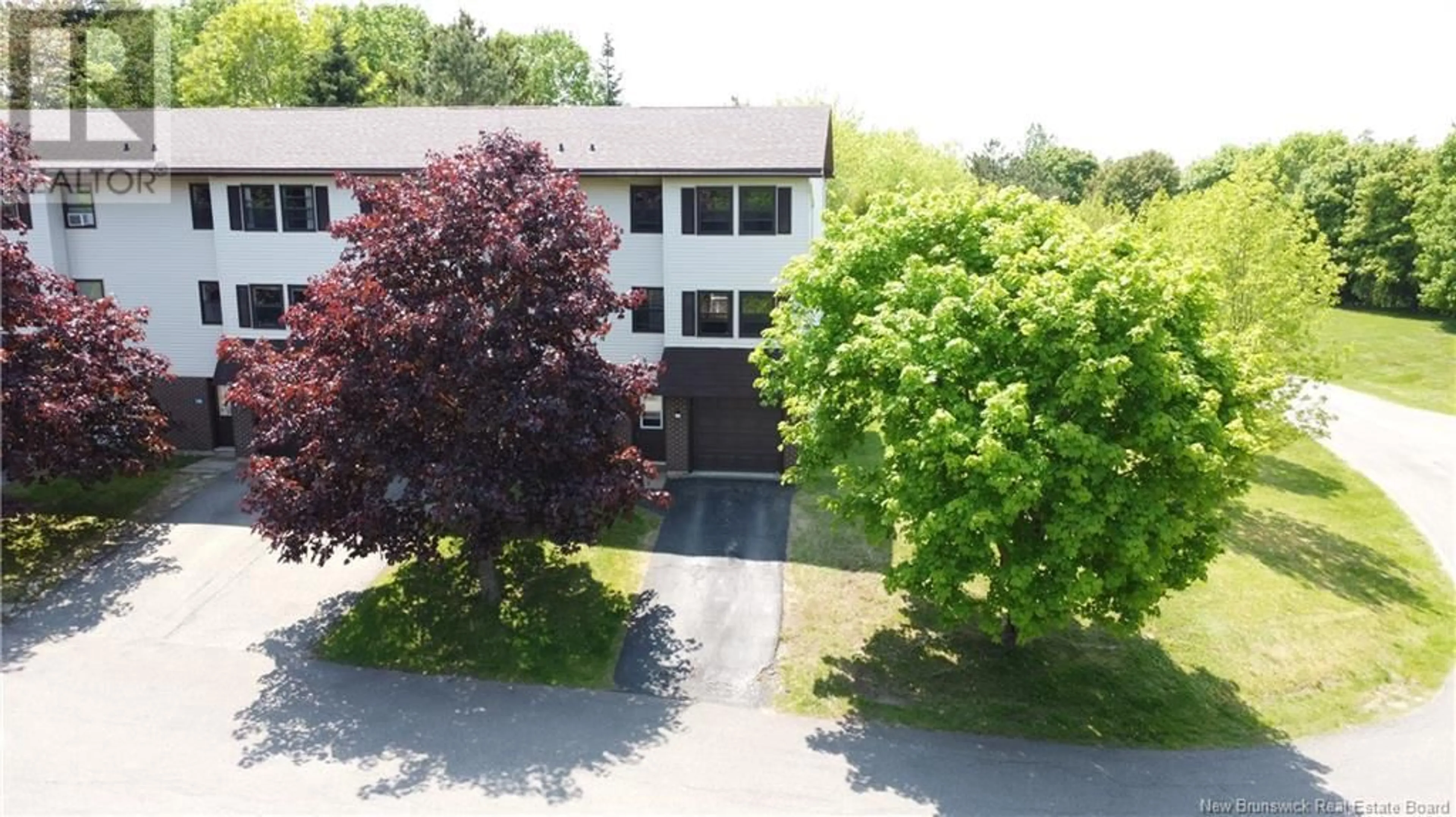 A pic from outside/outdoor area/front of a property/back of a property/a pic from drone, street for 23 HILLSVIEW CRESCENT, Rothesay New Brunswick E2E3N5