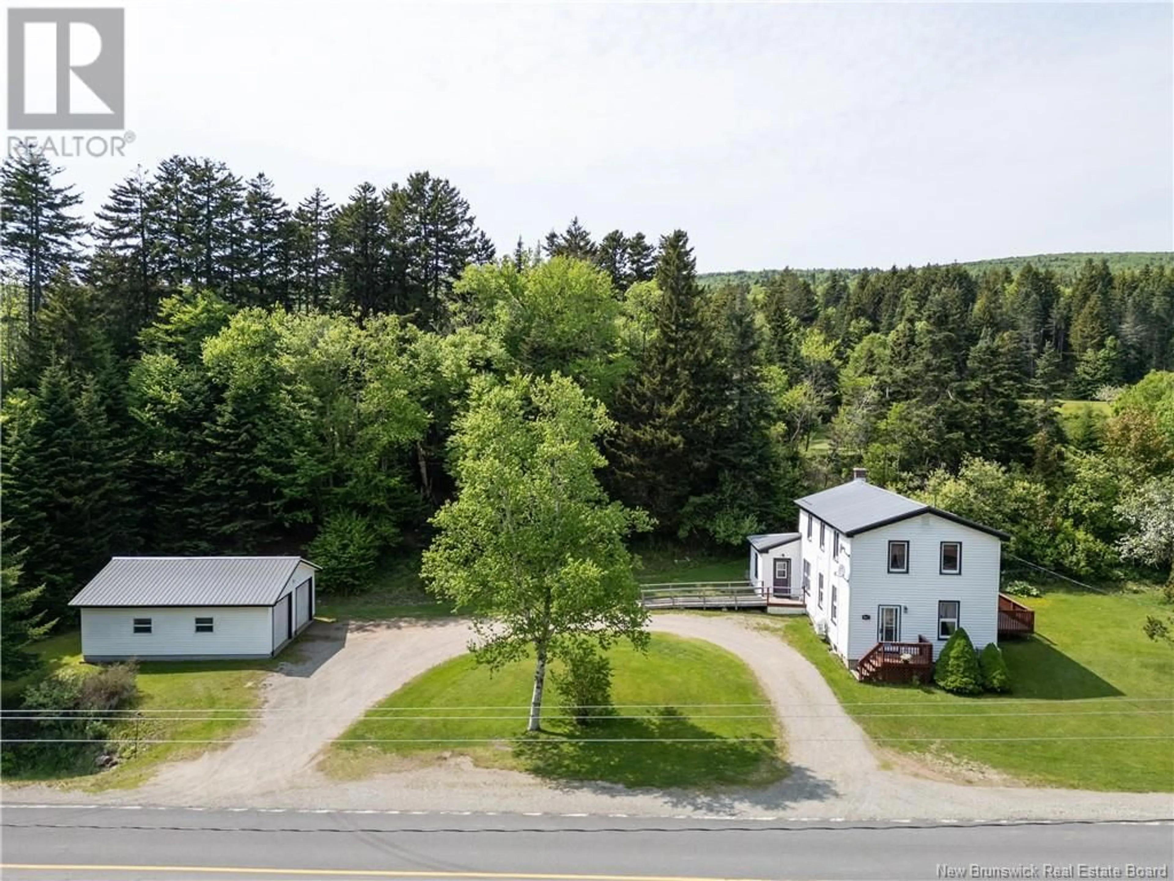 A pic from outside/outdoor area/front of a property/back of a property/a pic from drone, unknown for 8390 MAIN STREET, Alma New Brunswick E4H1M3