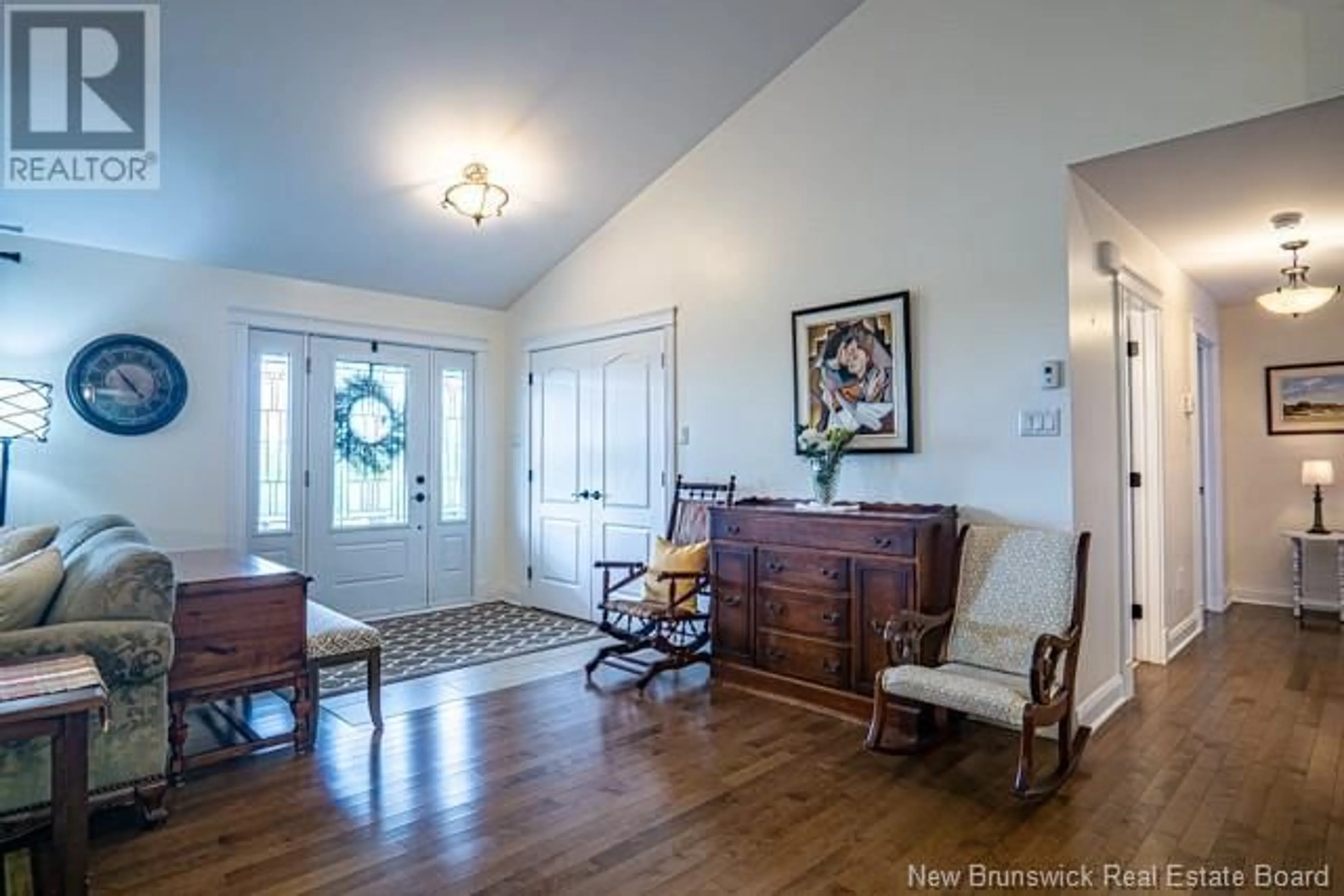 Indoor entryway for 5 SNOWSHOE STREET, Lower Kingsclear New Brunswick E3E0E9