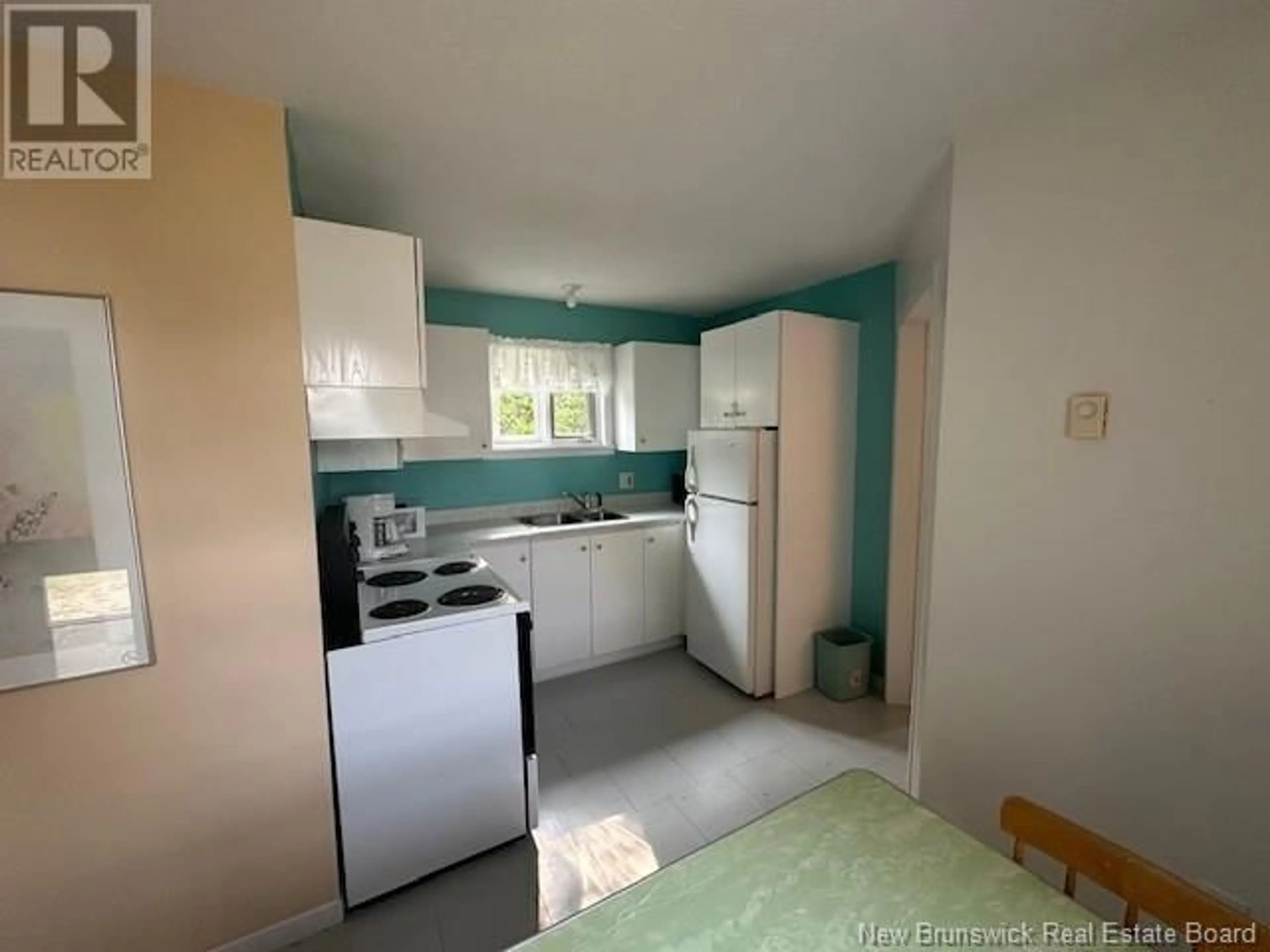 Standard kitchen, unknown for 15 BENJAMIN PORTAGE NORTH, Benjamin River New Brunswick E8G1N9