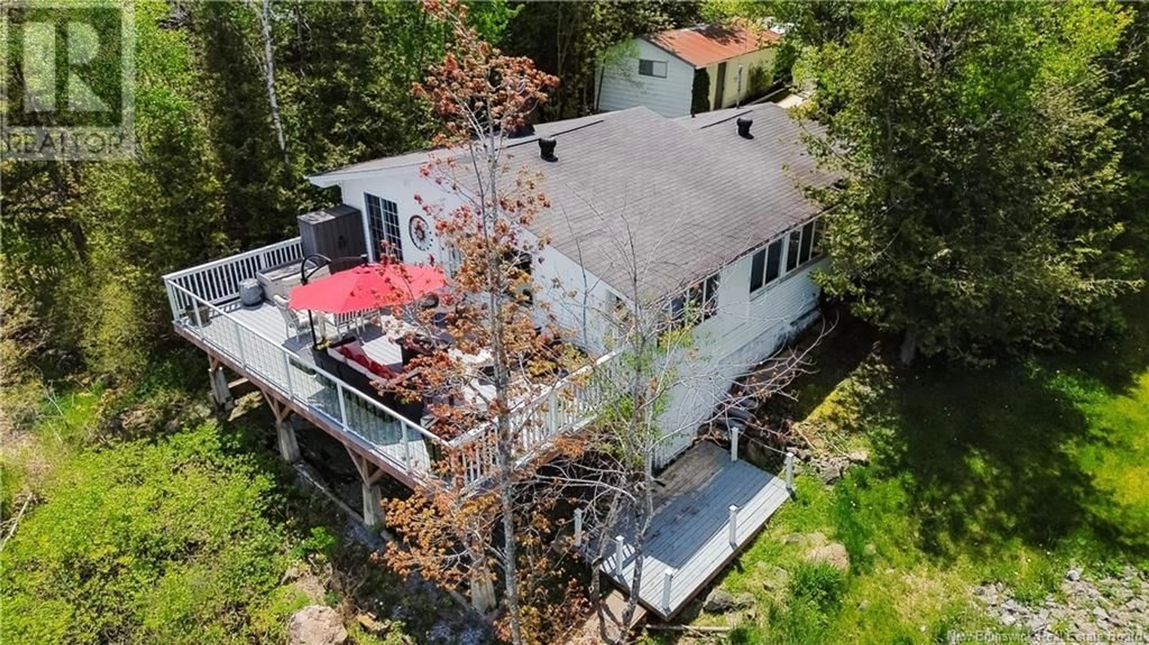 A pic from outside/outdoor area/front of a property/back of a property/a pic from drone, water/lake/river/ocean view for 55 BIRCHMOUNT ROAD, Saint John New Brunswick E2M6L3