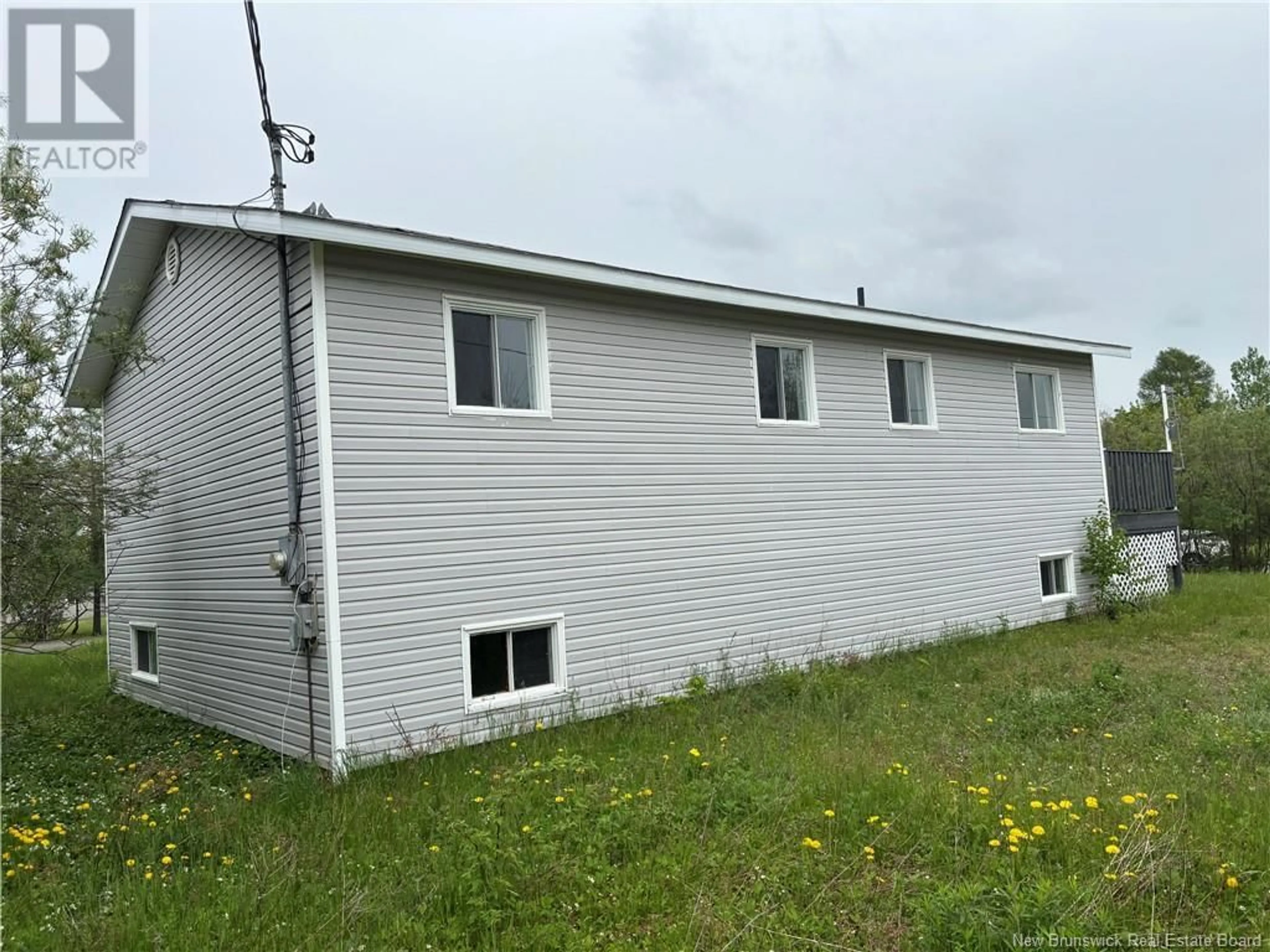 Unknown for 17 POIRIER, Bathurst New Brunswick E8L1V5