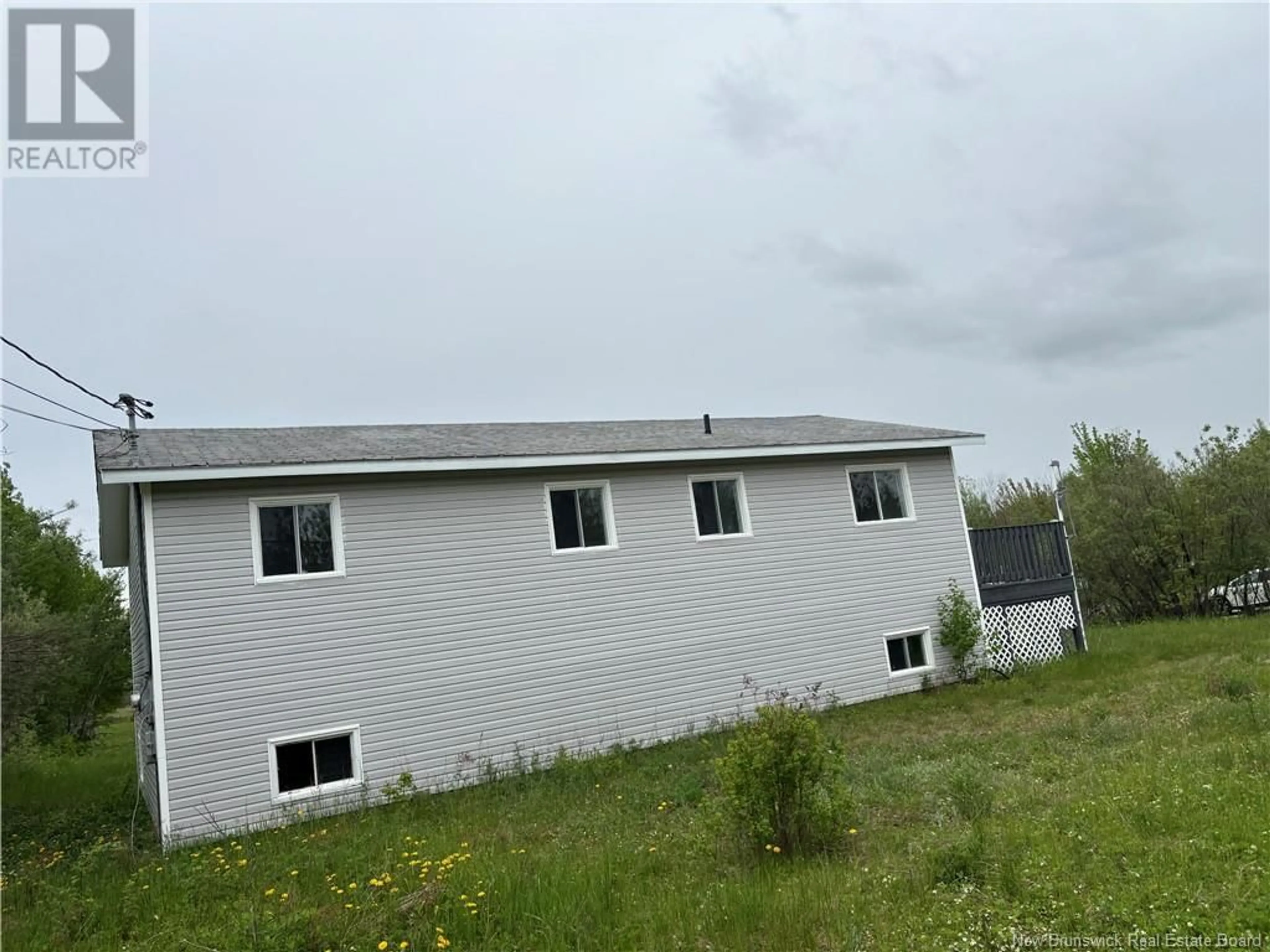 Unknown for 17 POIRIER, Bathurst New Brunswick E8L1V5