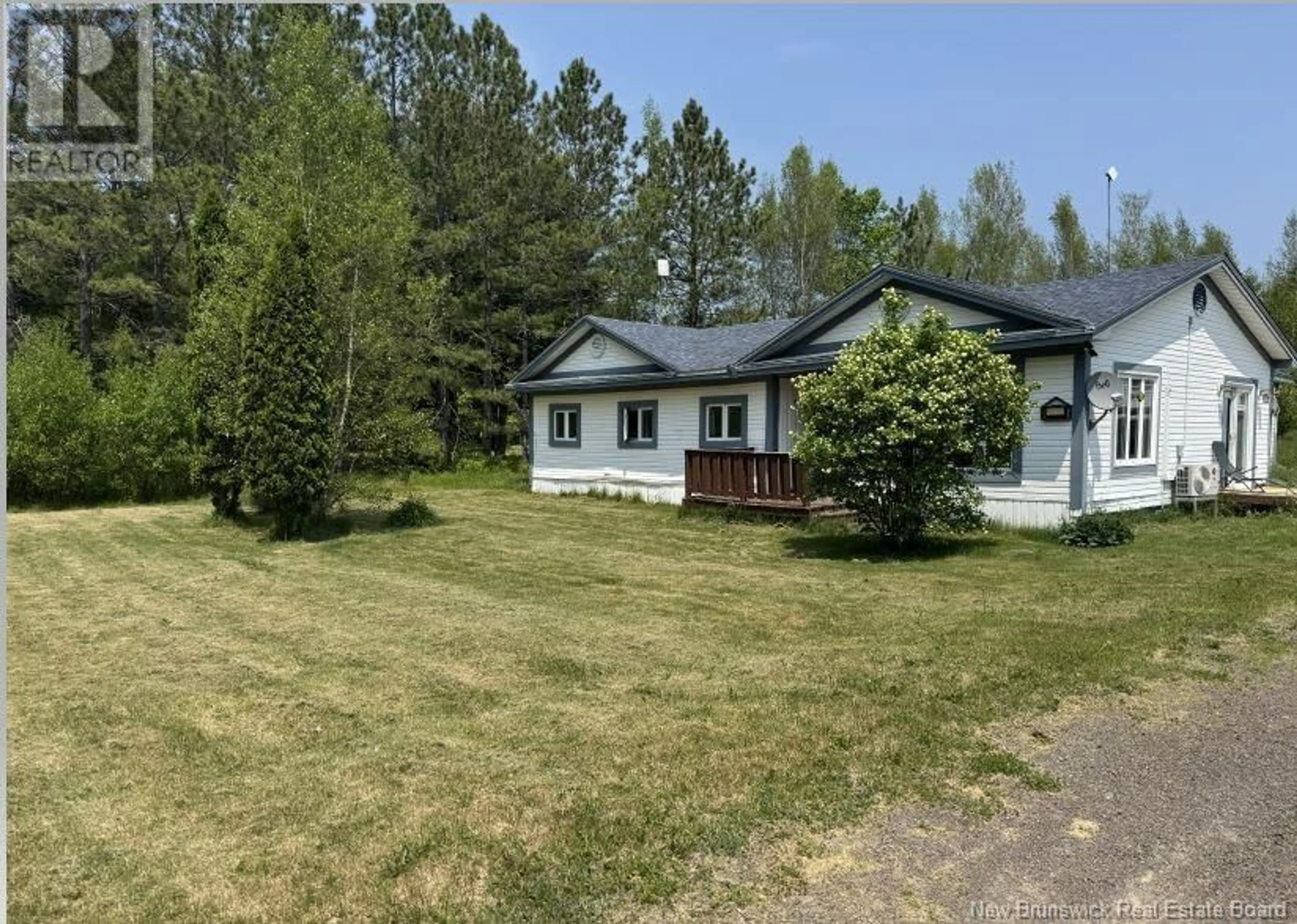 A pic from outside/outdoor area/front of a property/back of a property/a pic from drone, unknown for 7323 ROUTE 134, Sainte-Anne-De-Kent New Brunswick E4S1E3