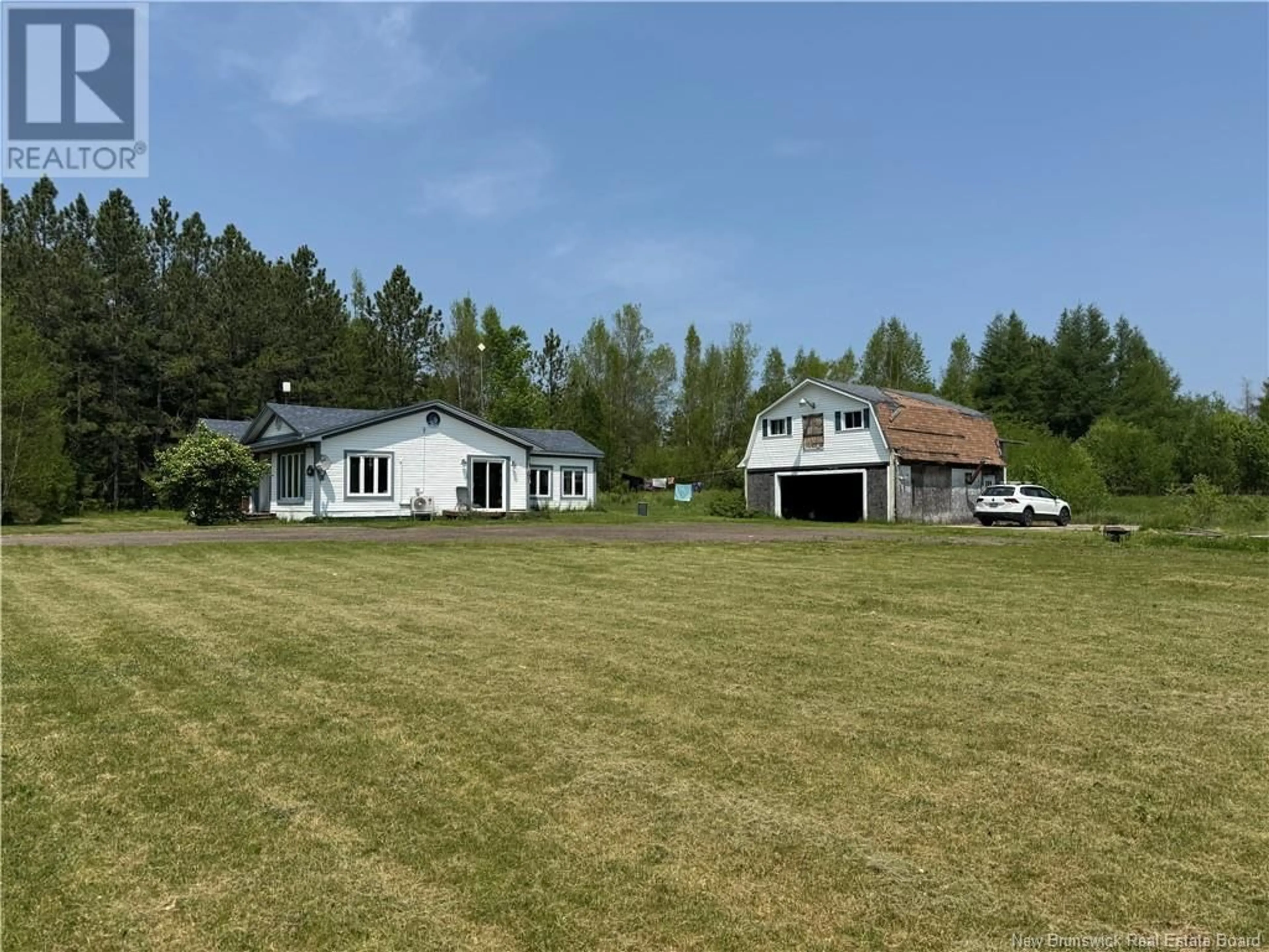 A pic from outside/outdoor area/front of a property/back of a property/a pic from drone, unknown for 7323 ROUTE 134, Sainte-Anne-De-Kent New Brunswick E4S1E3