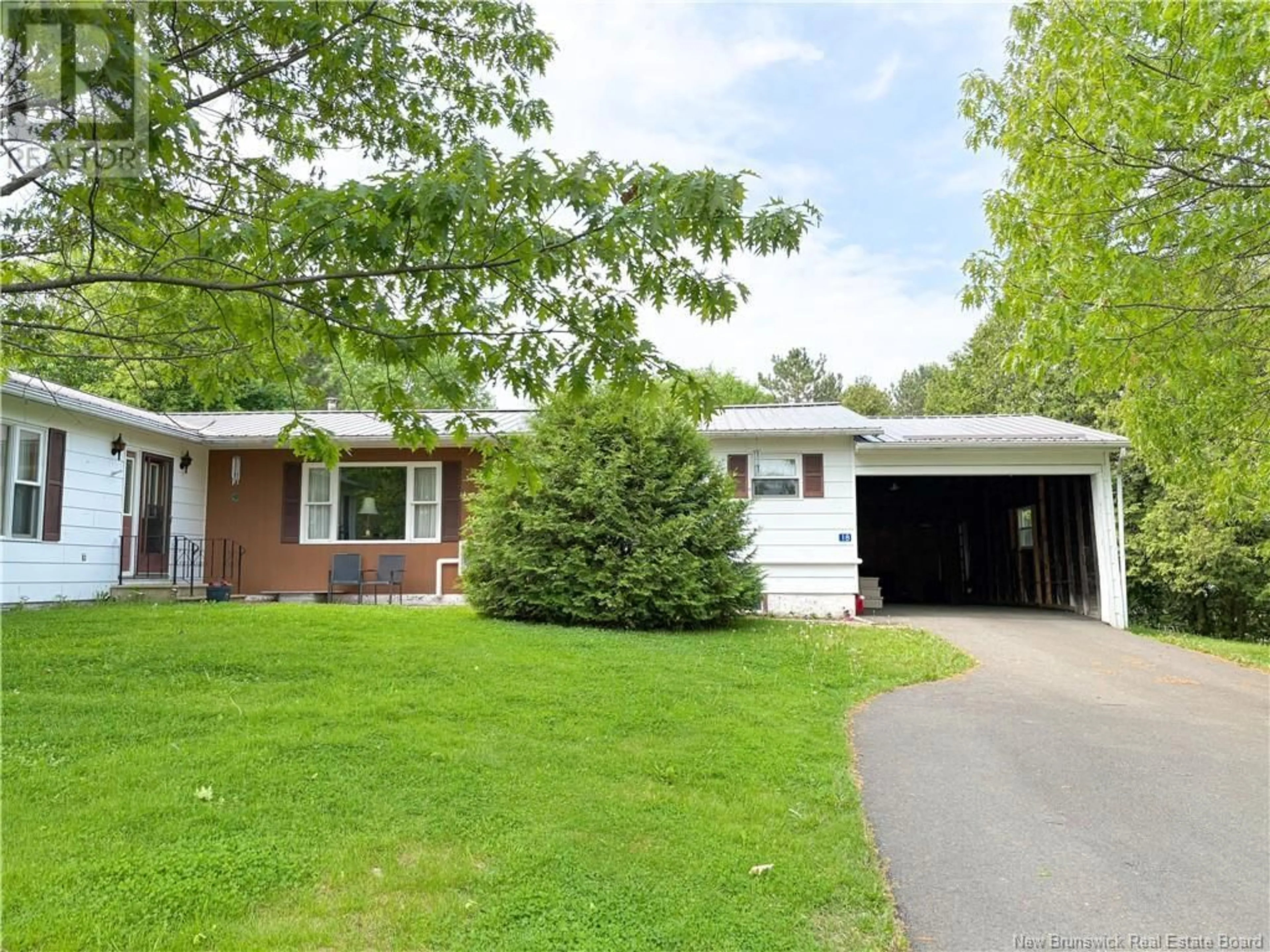 Home with vinyl exterior material, street for 18 RUSSET CRESCENT, Florenceville-Bristol New Brunswick E7L2X2