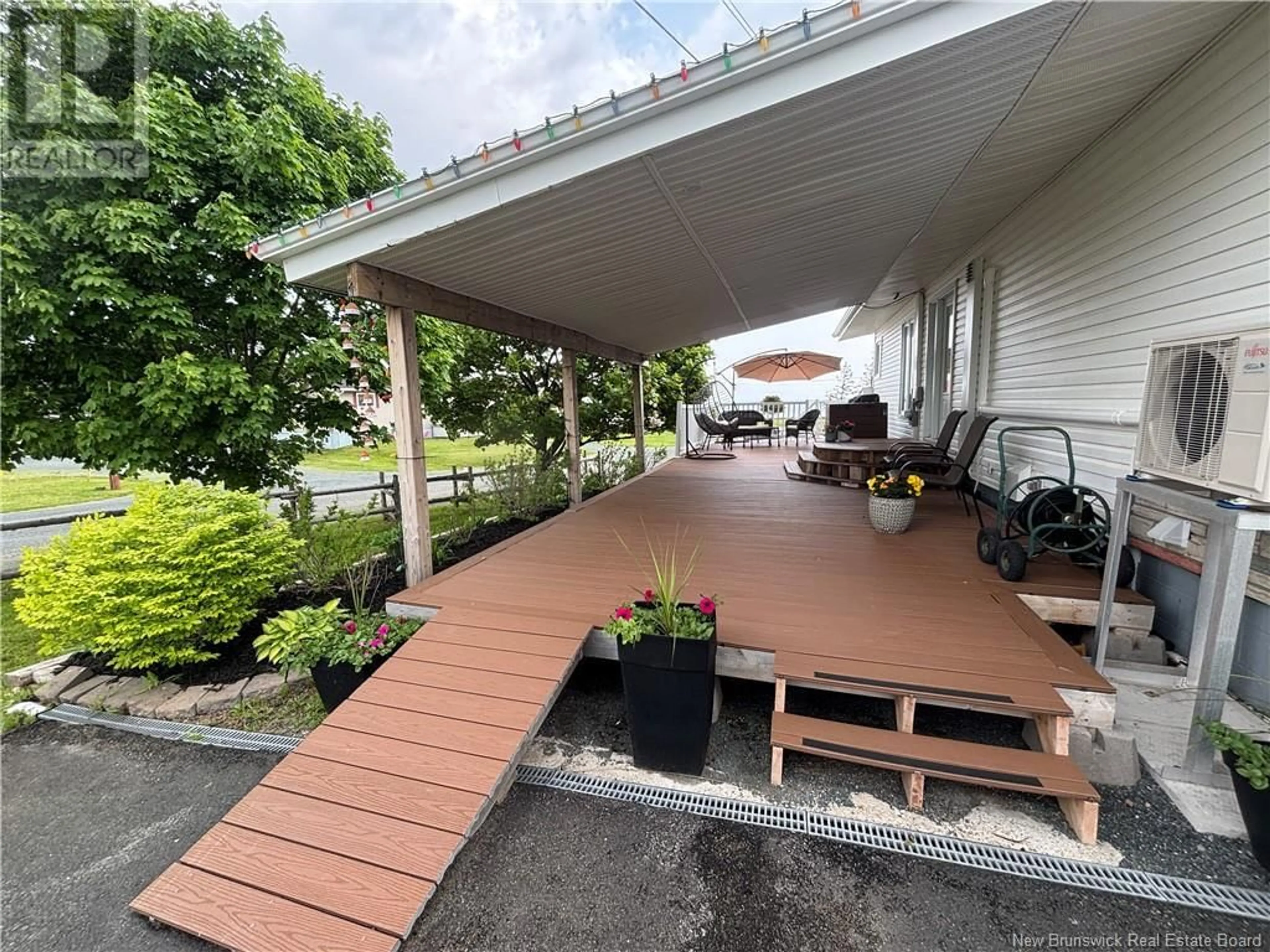 Unknown for 529 RUE PRINCIPALE, Pointe-Verte New Brunswick E8J3A2