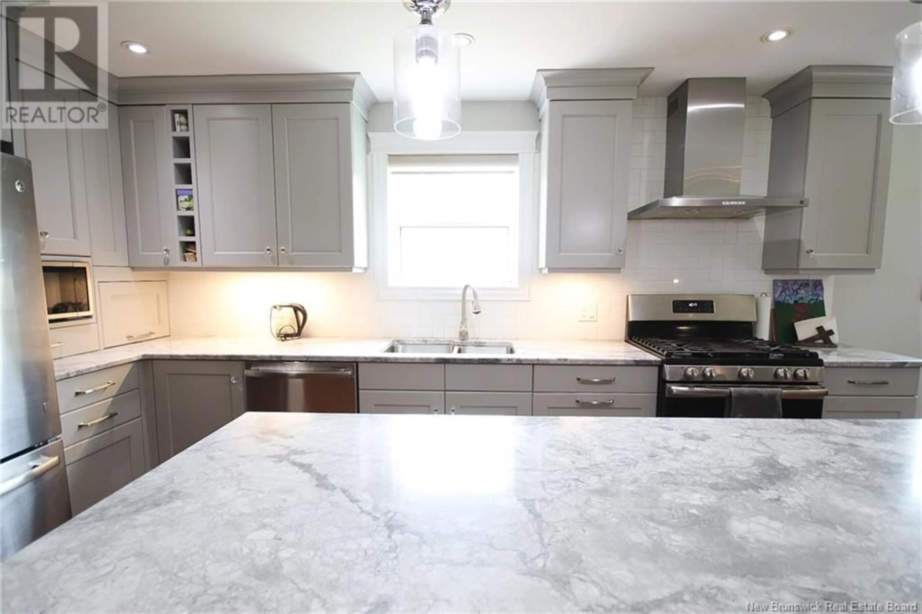 Contemporary kitchen, ceramic/tile floor for 28 CH OLD NO 126 ROAD, Kent Junction New Brunswick E4Y2A1