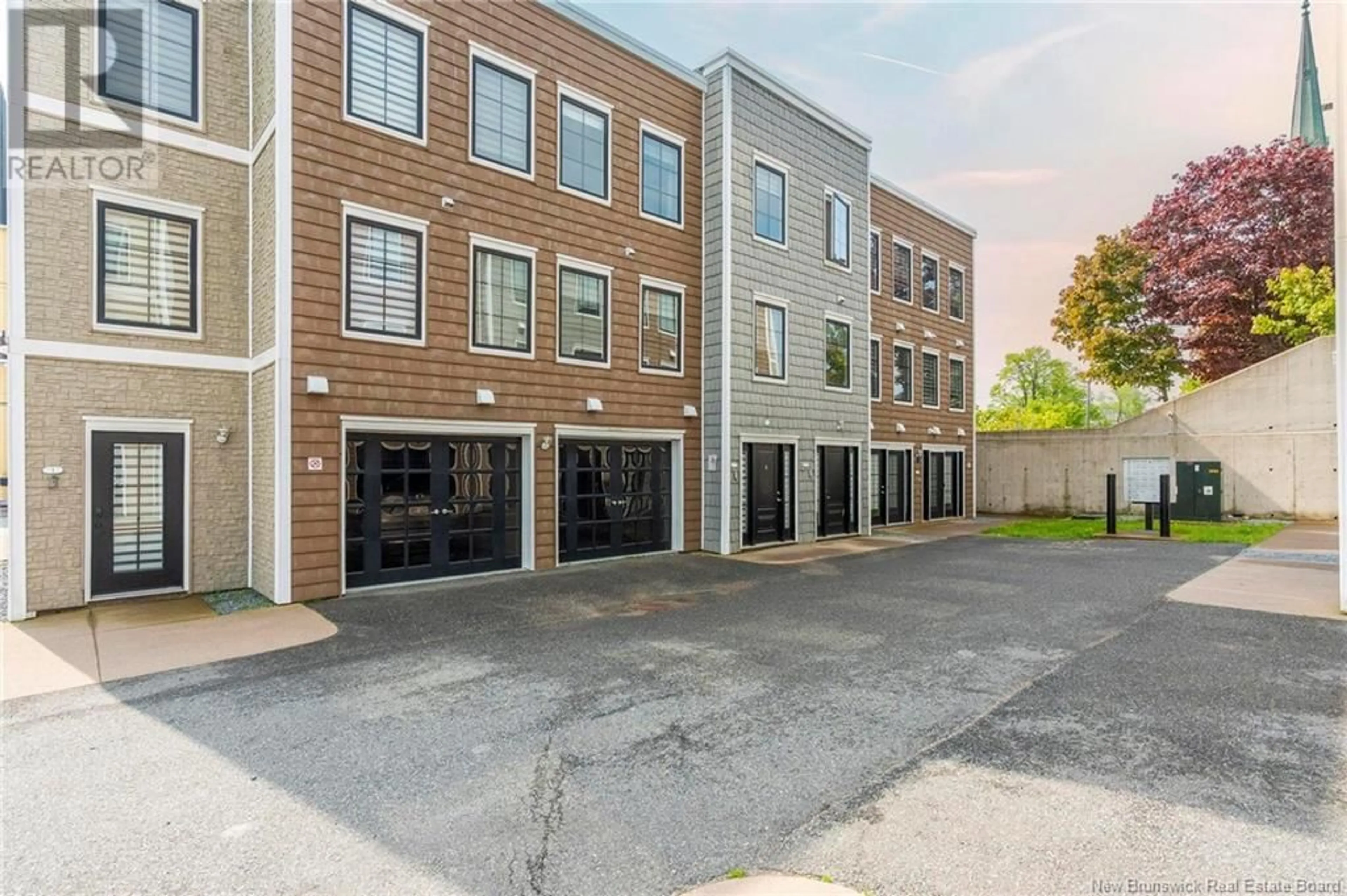 A pic from outside/outdoor area/front of a property/back of a property/a pic from drone, street for 3 CATHEDRAL LANE, Saint John New Brunswick E2L0E7