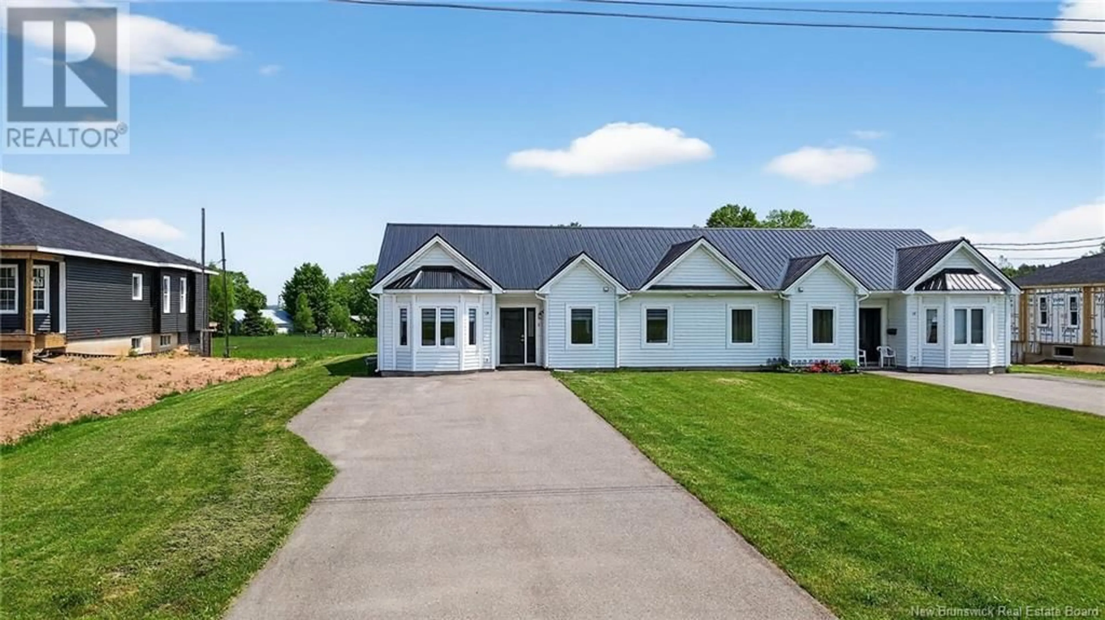A pic from outside/outdoor area/front of a property/back of a property/a pic from drone, building for 19 BRAAM CRESCENT, Hillsborough New Brunswick E4H0B6