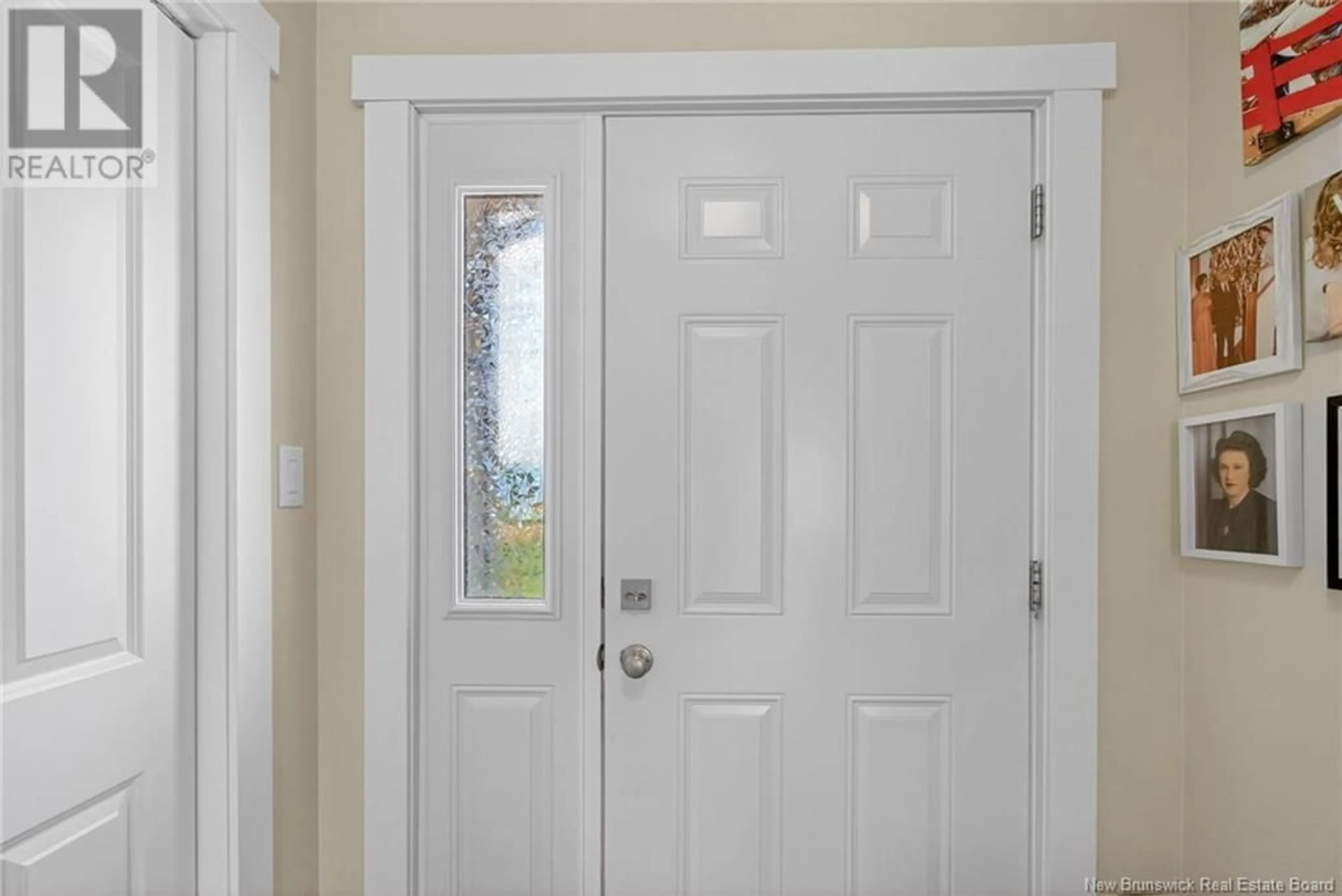 Indoor entryway for 19 BRAAM CRESCENT, Hillsborough New Brunswick E4H0B6