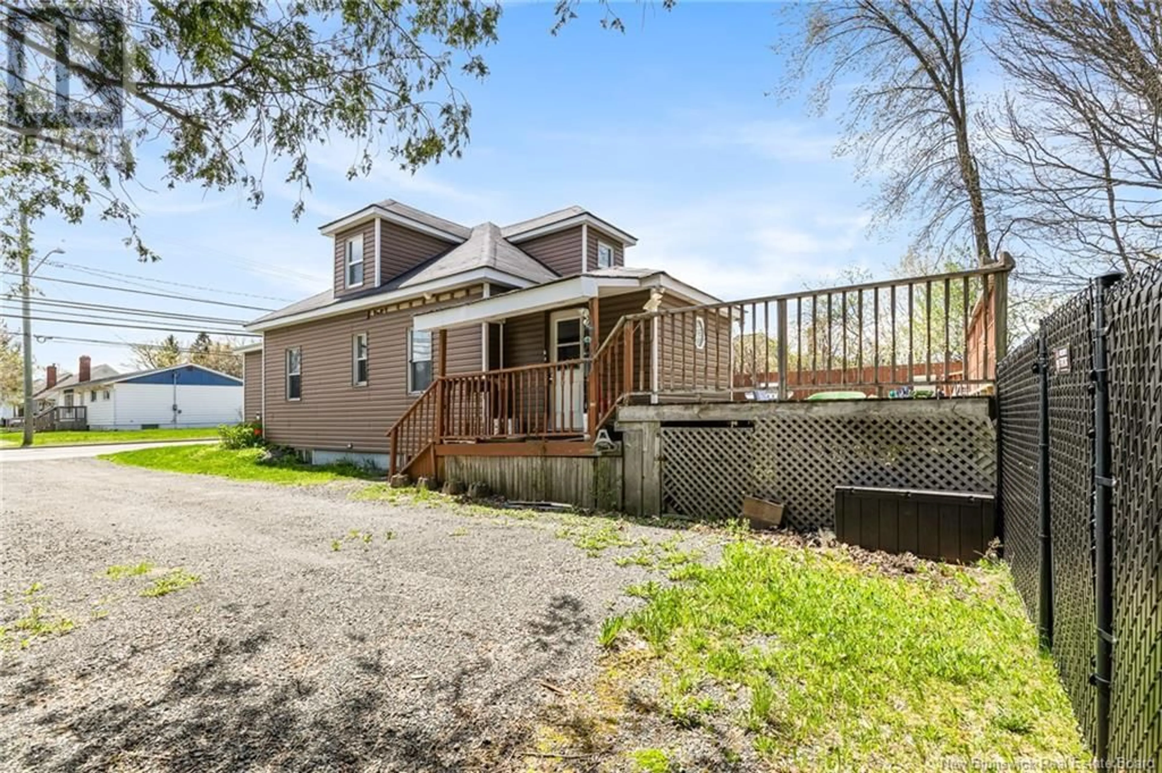 A pic from outside/outdoor area/front of a property/back of a property/a pic from drone, unknown for 49 KILLAM DRIVE, Moncton New Brunswick E1G3R5