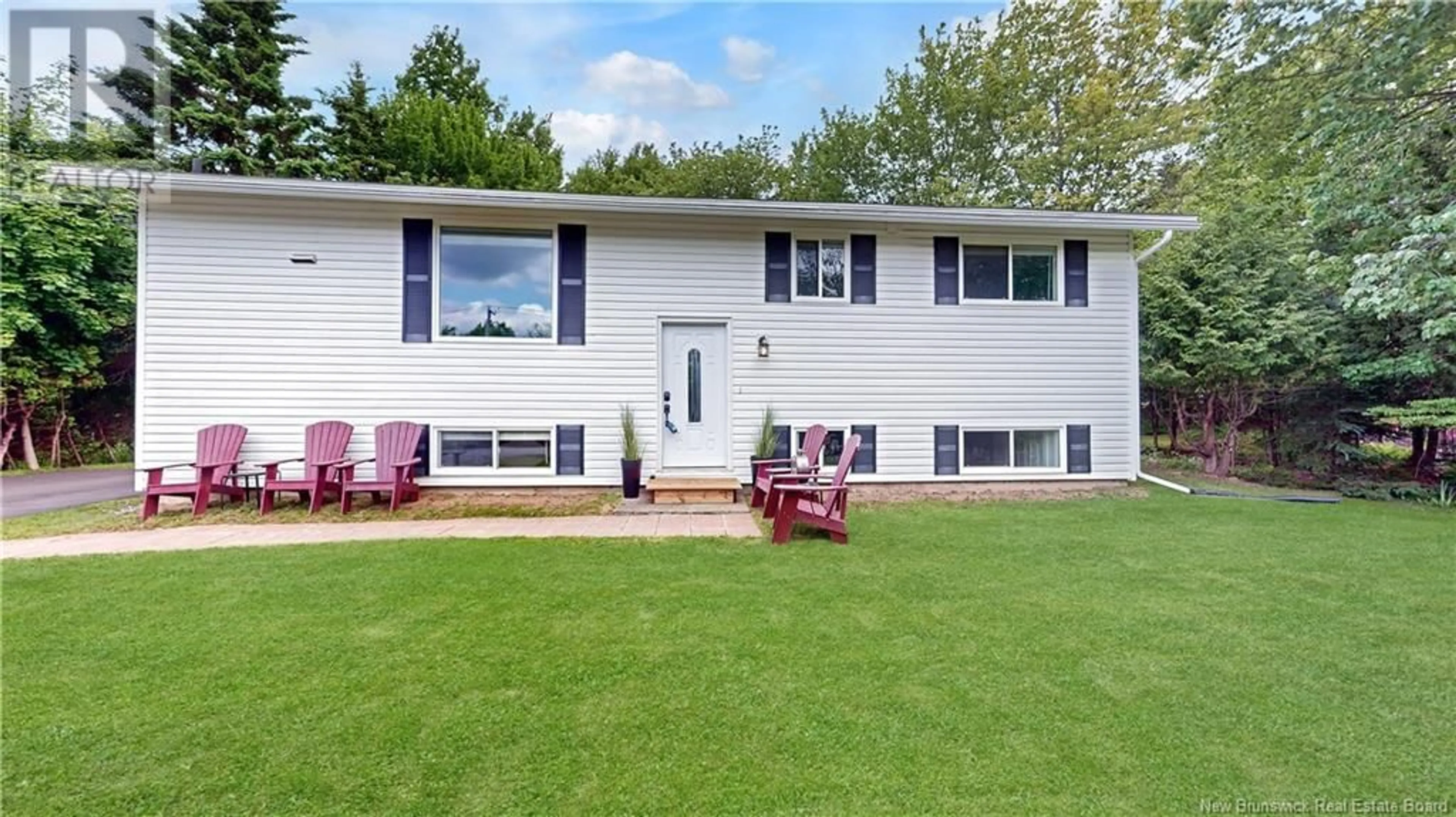 Home with vinyl exterior material, unknown for 24 CAMERON ROAD, Rothesay New Brunswick E2E2B3