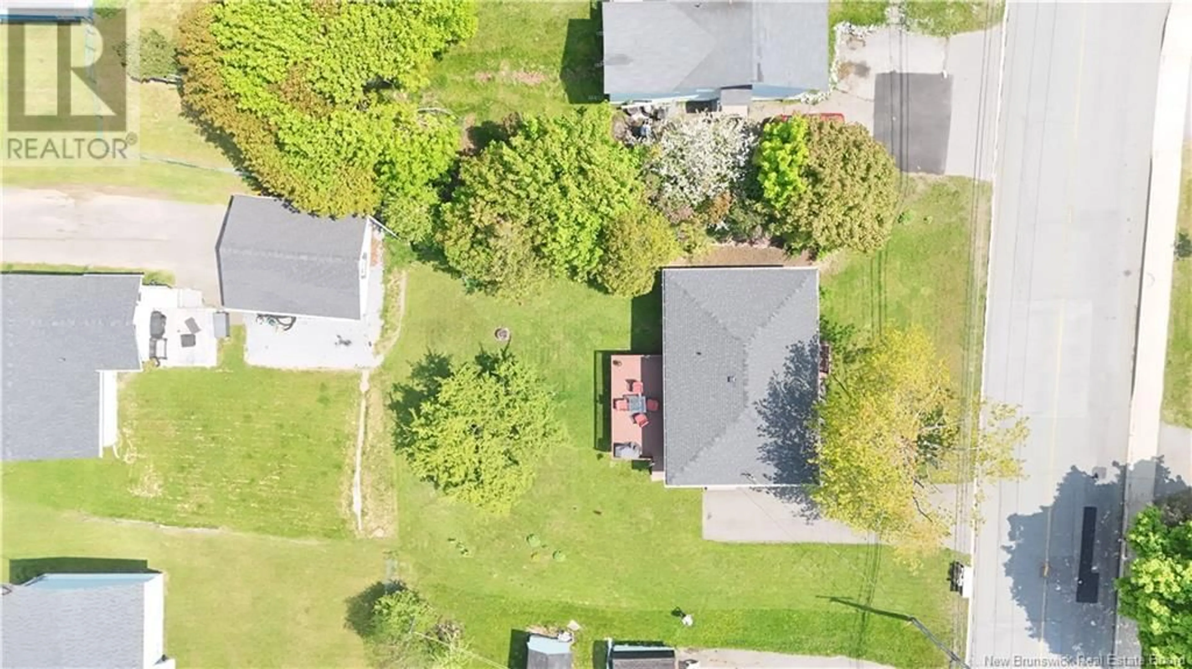 A pic from outside/outdoor area/front of a property/back of a property/a pic from drone, unknown for 580 WESTMORLAND ROAD, Saint John New Brunswick E2J2H1