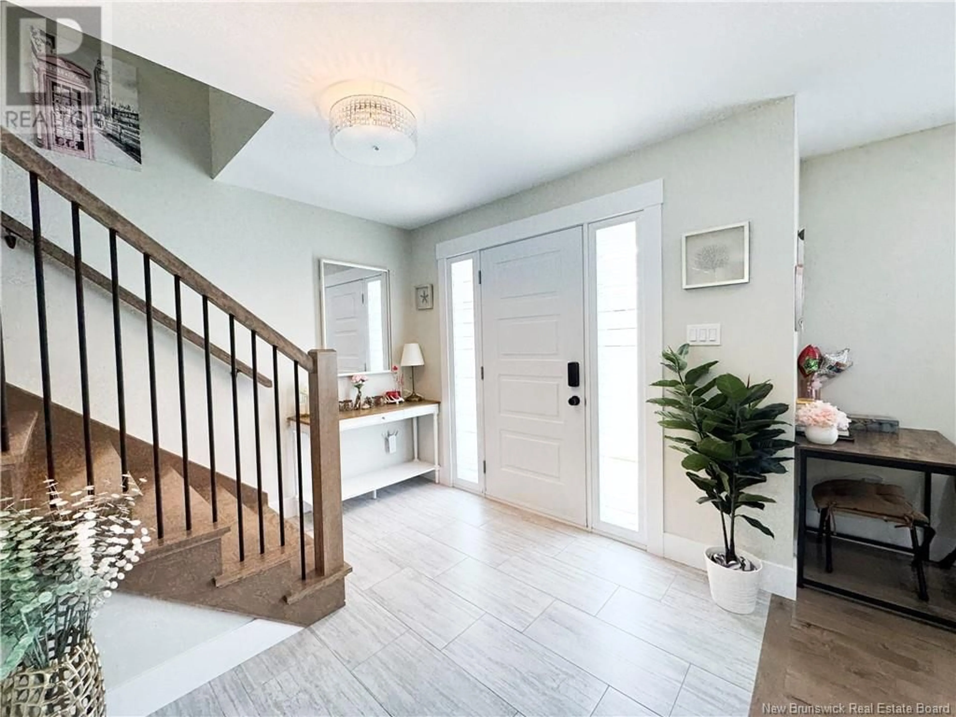 Indoor entryway for 83 SATARA DRIVE, Moncton New Brunswick E1G6A5