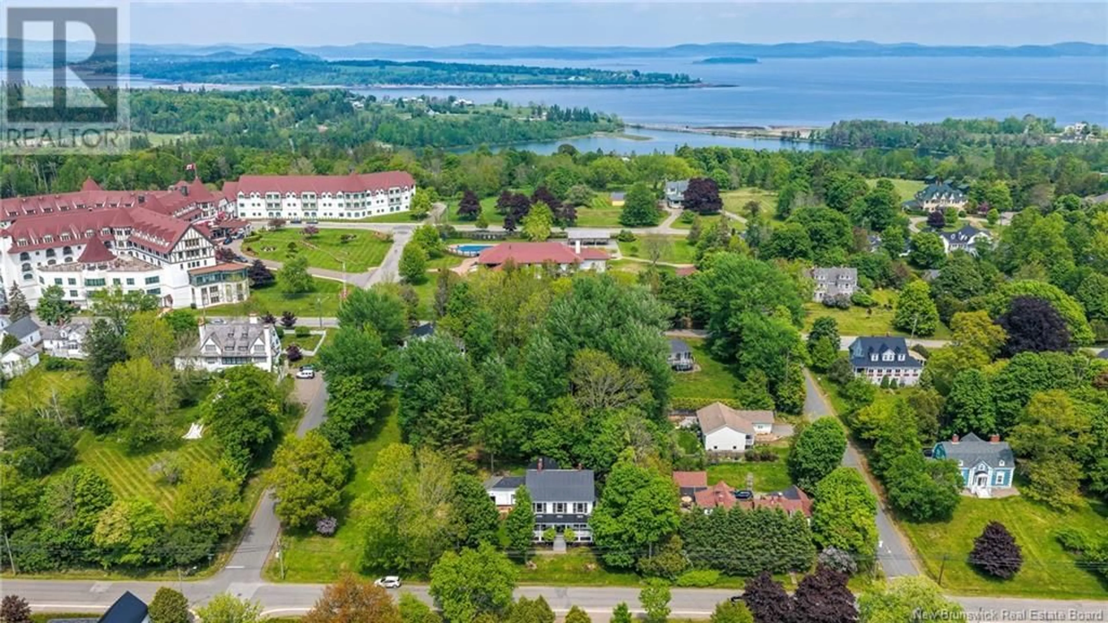A pic from outside/outdoor area/front of a property/back of a property/a pic from drone, water/lake/river/ocean view for 78 PARR STREET, Saint Andrews New Brunswick E5B1L8