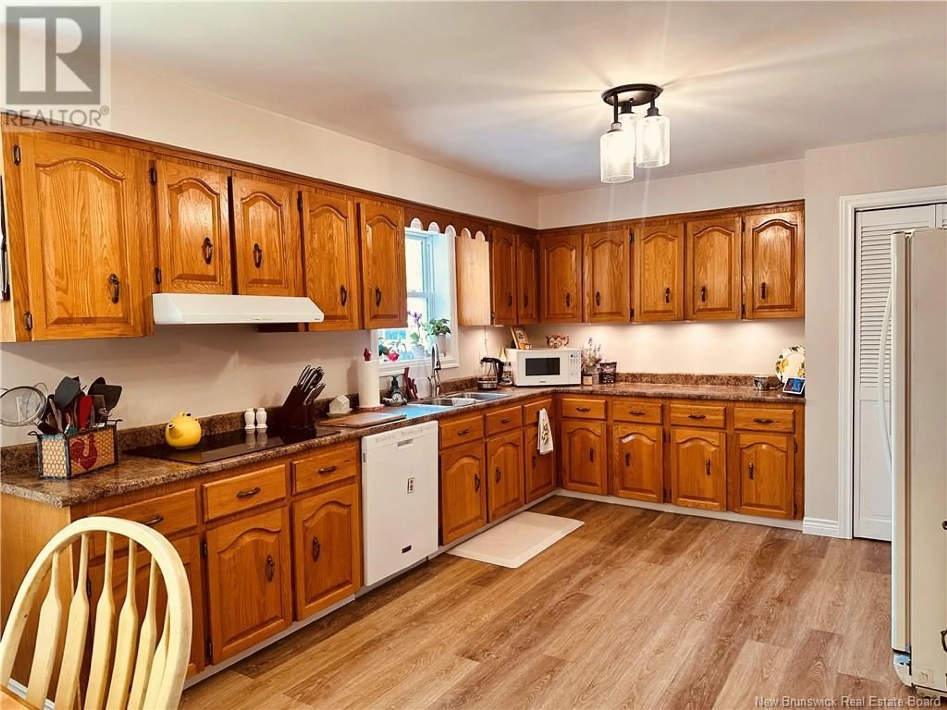 Standard kitchen, wood/laminate floor for 496 SARGENT ROAD, Baie-Sainte-Anne New Brunswick E9A1P8