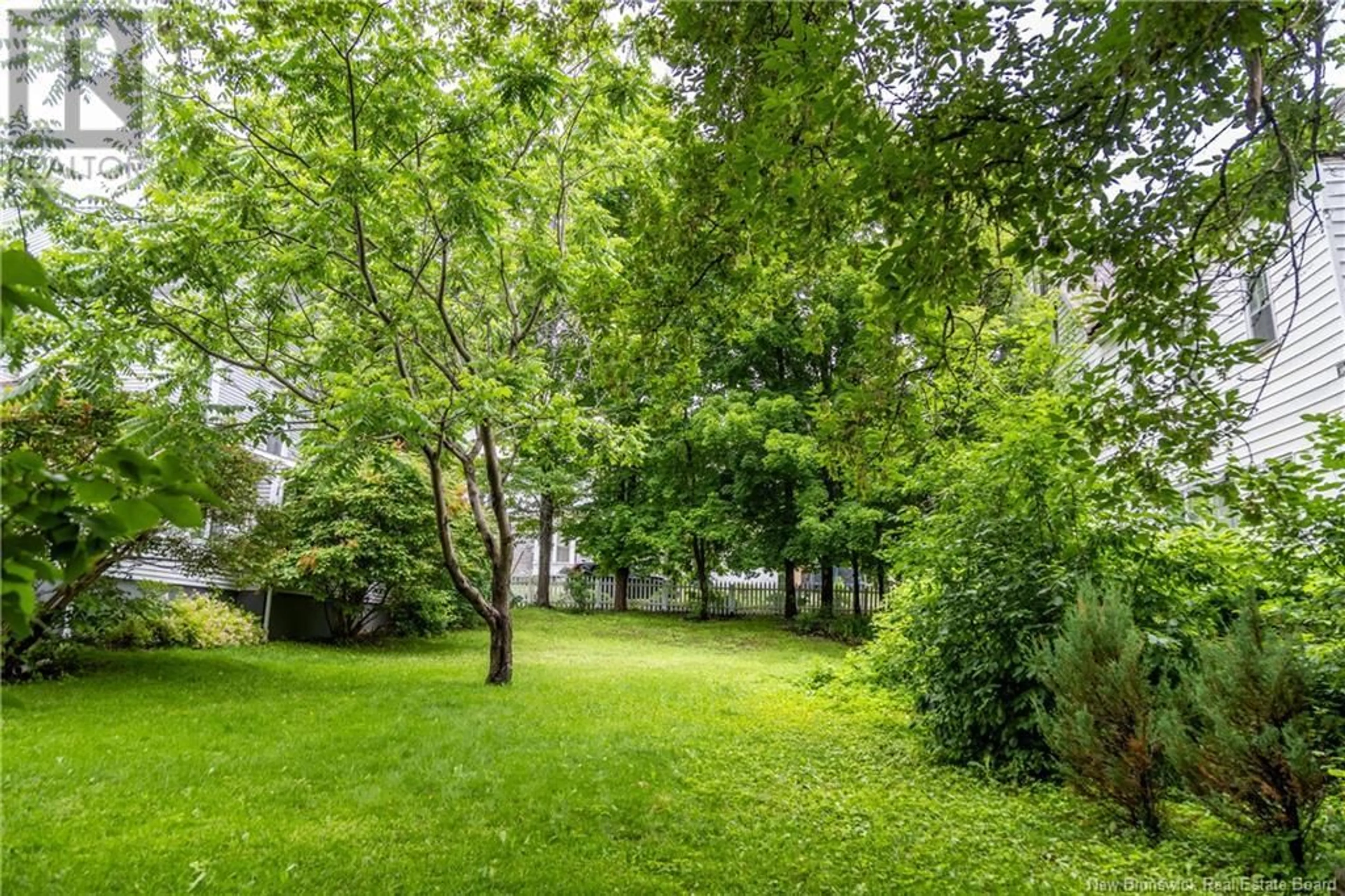 Patio, forest/trees view for 121 PRINCE ALBERT STREET, Woodstock New Brunswick E7M2L9