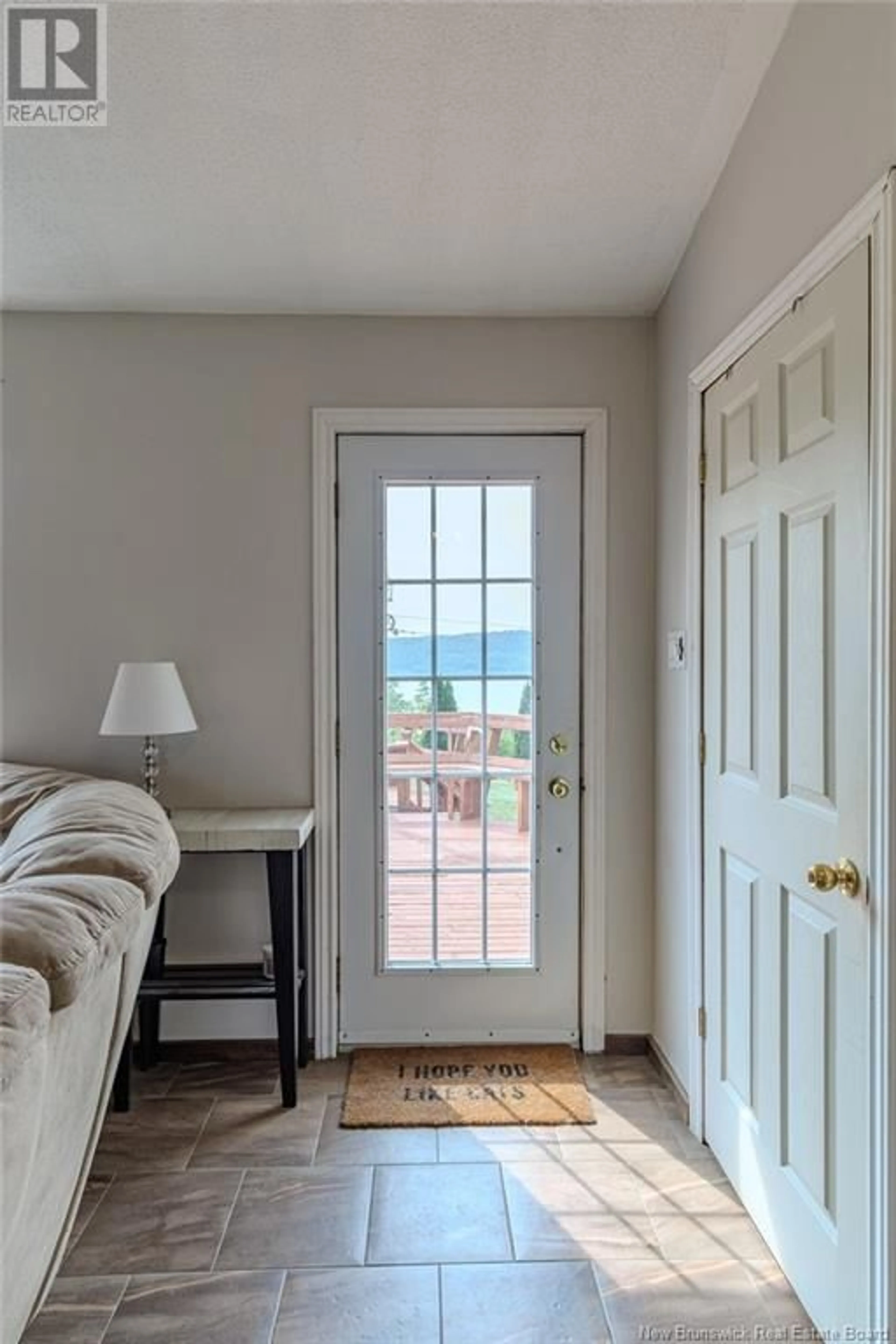 Indoor entryway for 61 WHITTAKER LANE, Long Reach New Brunswick E5S2J8