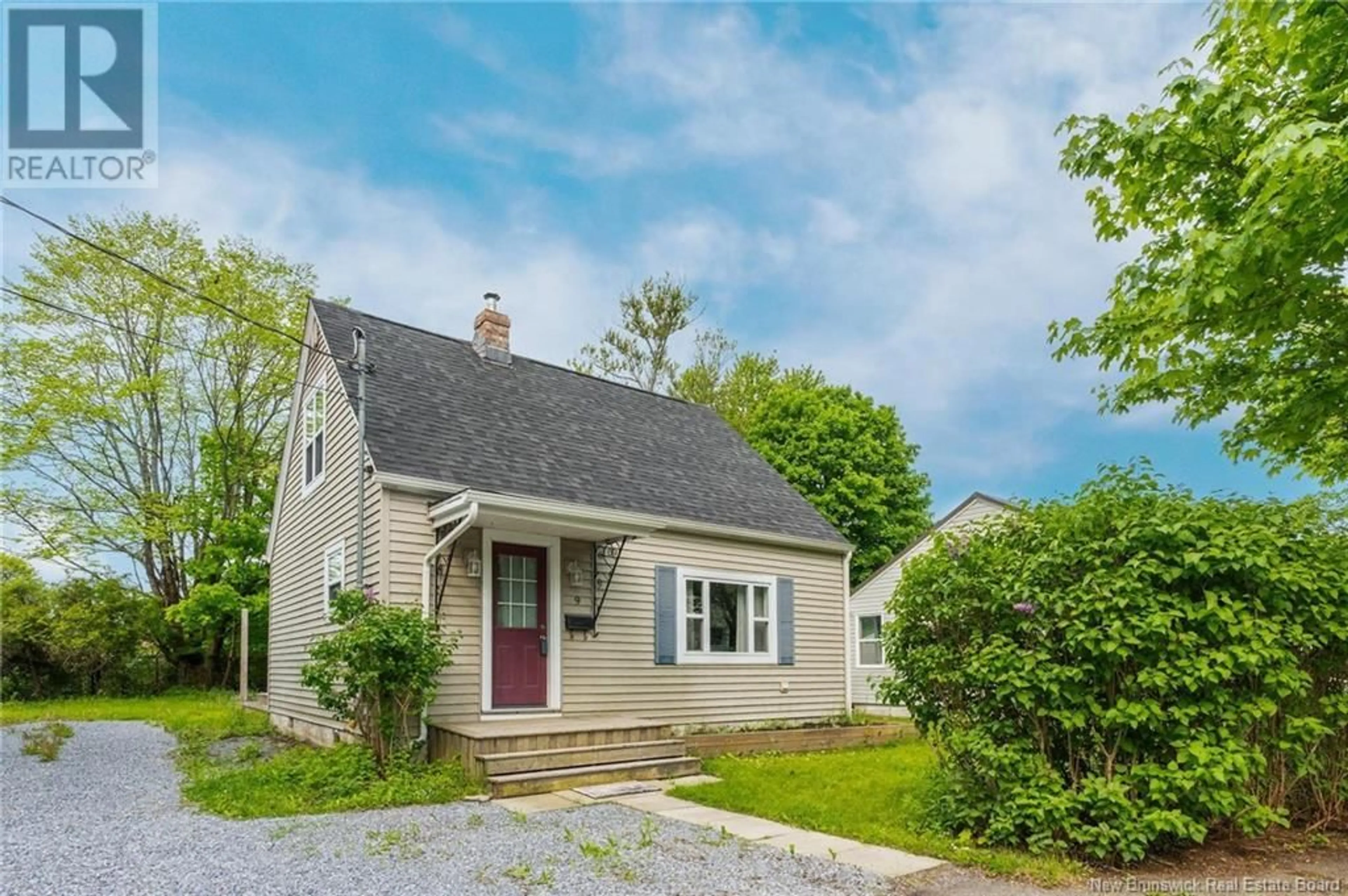 Home with vinyl exterior material, street for 9 FEGAN COURT, Saint John New Brunswick E2K2T5