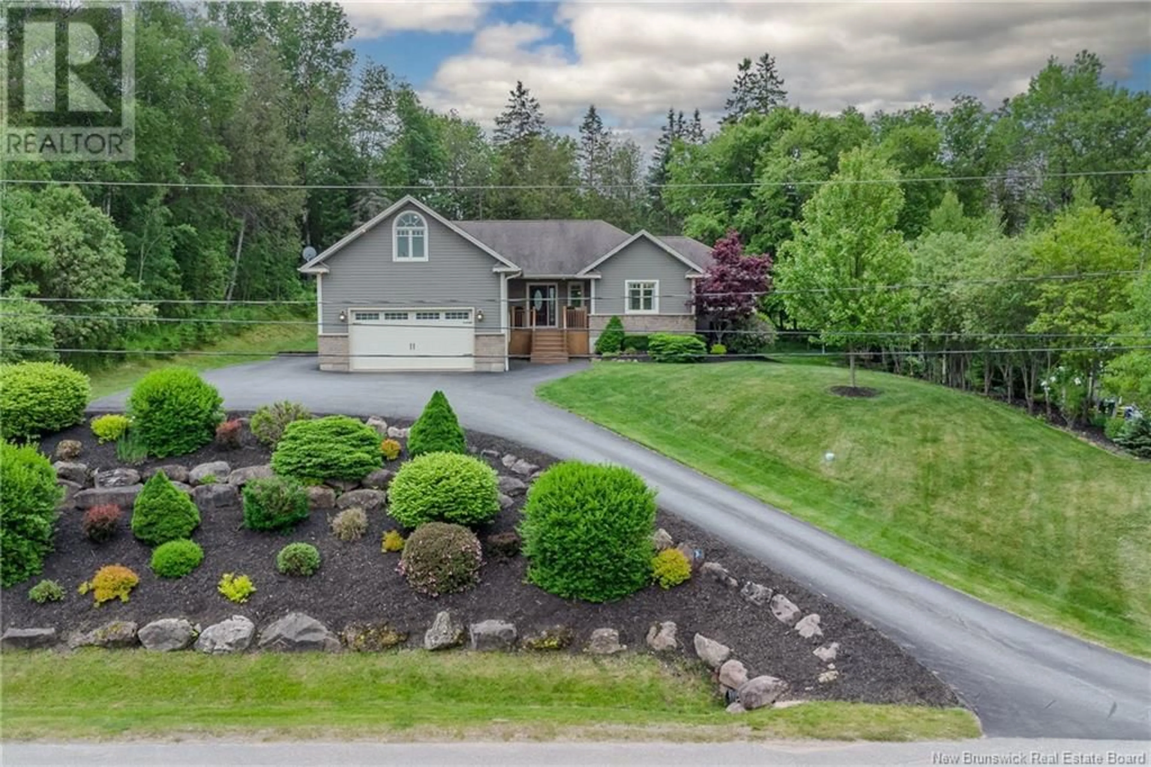 A pic from outside/outdoor area/front of a property/back of a property/a pic from drone, street for 26 ROBERT ROSS BOULEVARD, Hampton New Brunswick E5N0G2