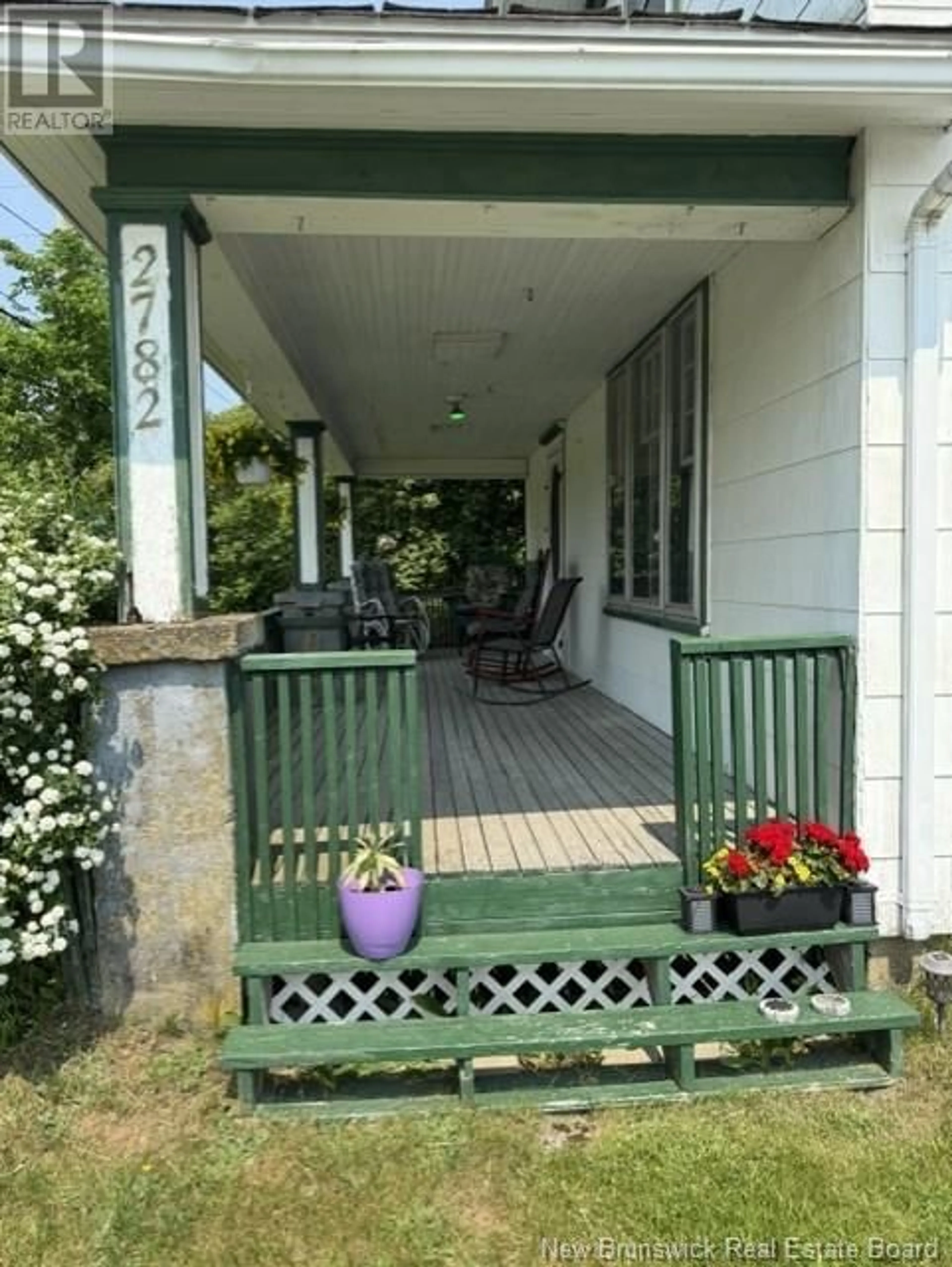 Patio, street for 2782 KING GEORGE HIGHWAY, Miramichi New Brunswick E1V6Z5