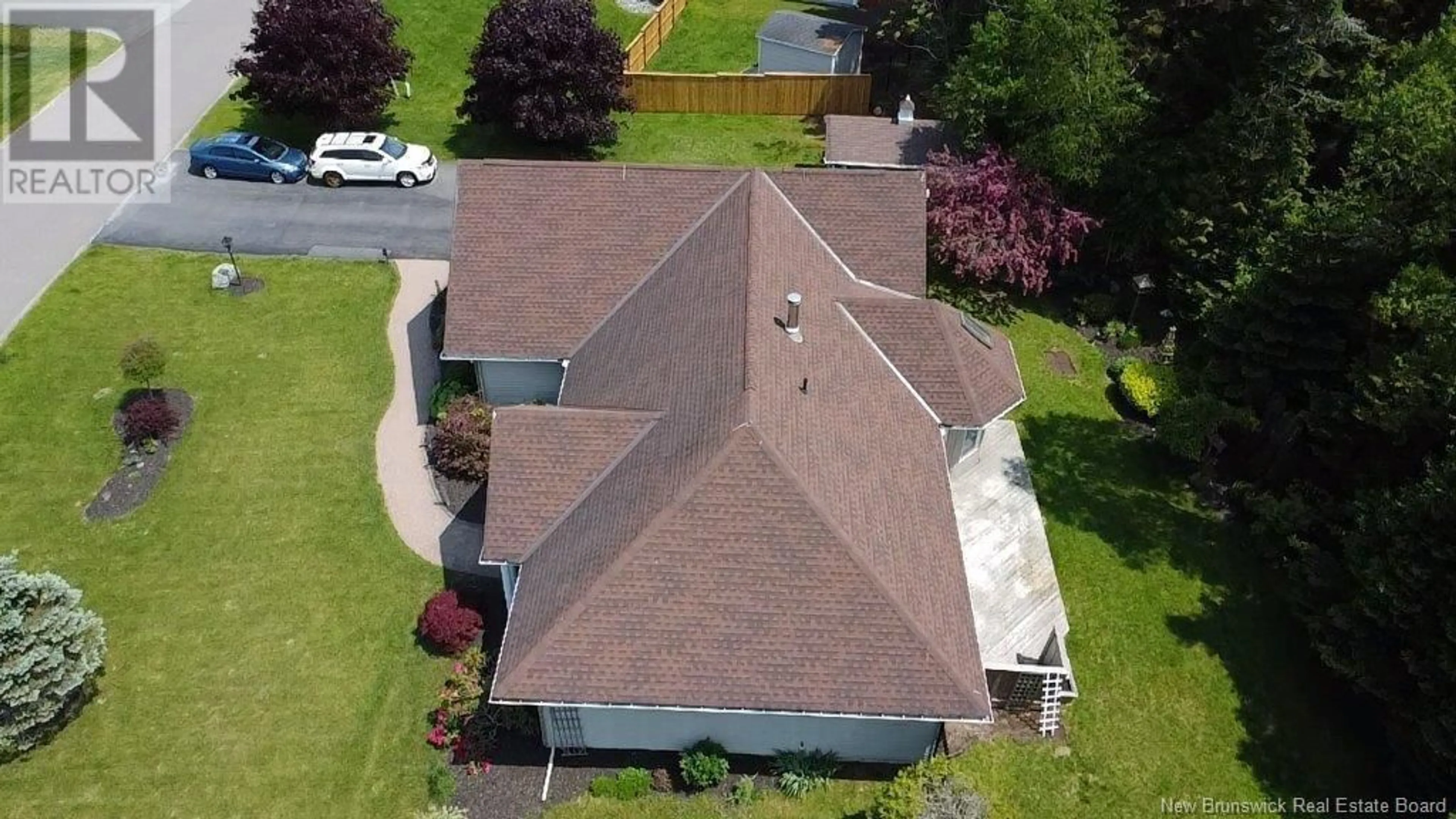 A pic from outside/outdoor area/front of a property/back of a property/a pic from drone, building for 8 POST ROAD, Rothesay New Brunswick E2H2Y3