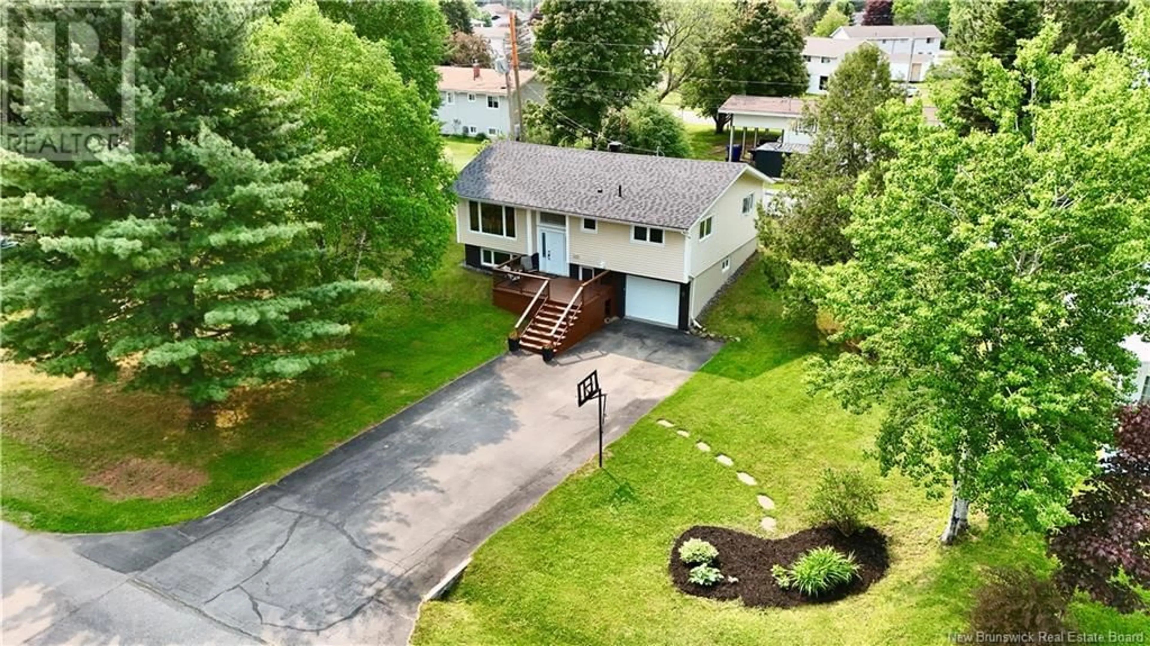 A pic from outside/outdoor area/front of a property/back of a property/a pic from drone, unknown for 1223 ULRIC, Bathurst New Brunswick E2A3X9