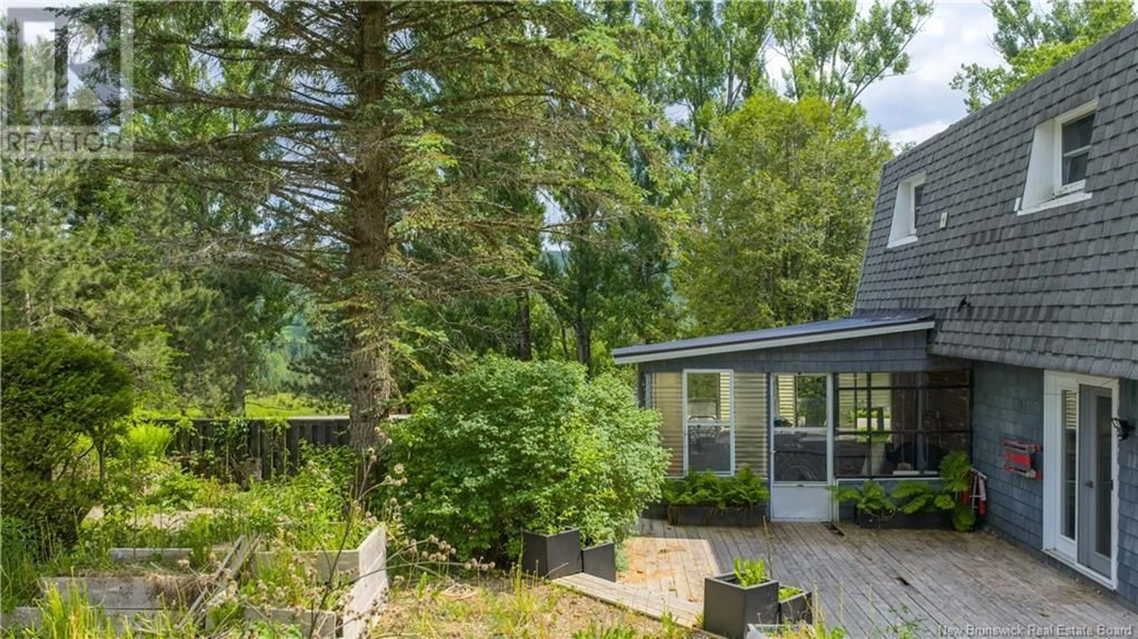 Patio, forest/trees view for 297 PICADILLY, Picadilly New Brunswick E4E5J2