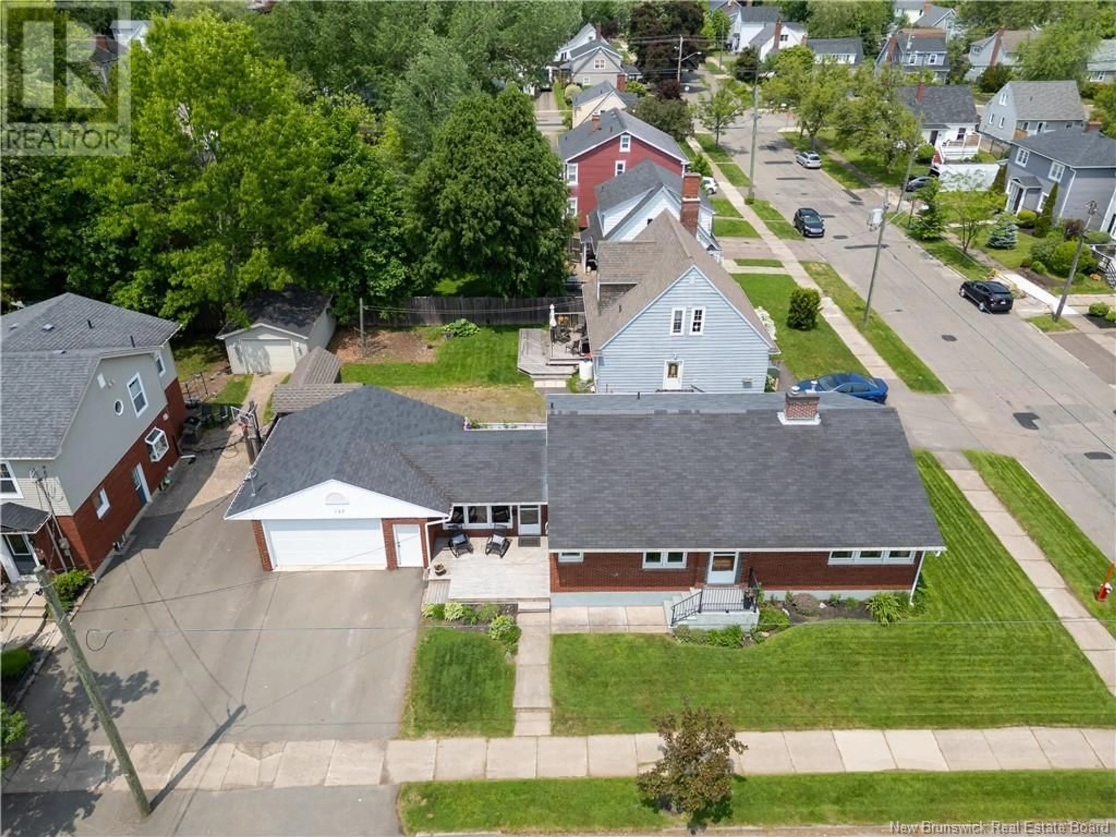 A pic from outside/outdoor area/front of a property/back of a property/a pic from drone, street for 157 BROADVIEW AVENUE, Moncton New Brunswick E1E1X9