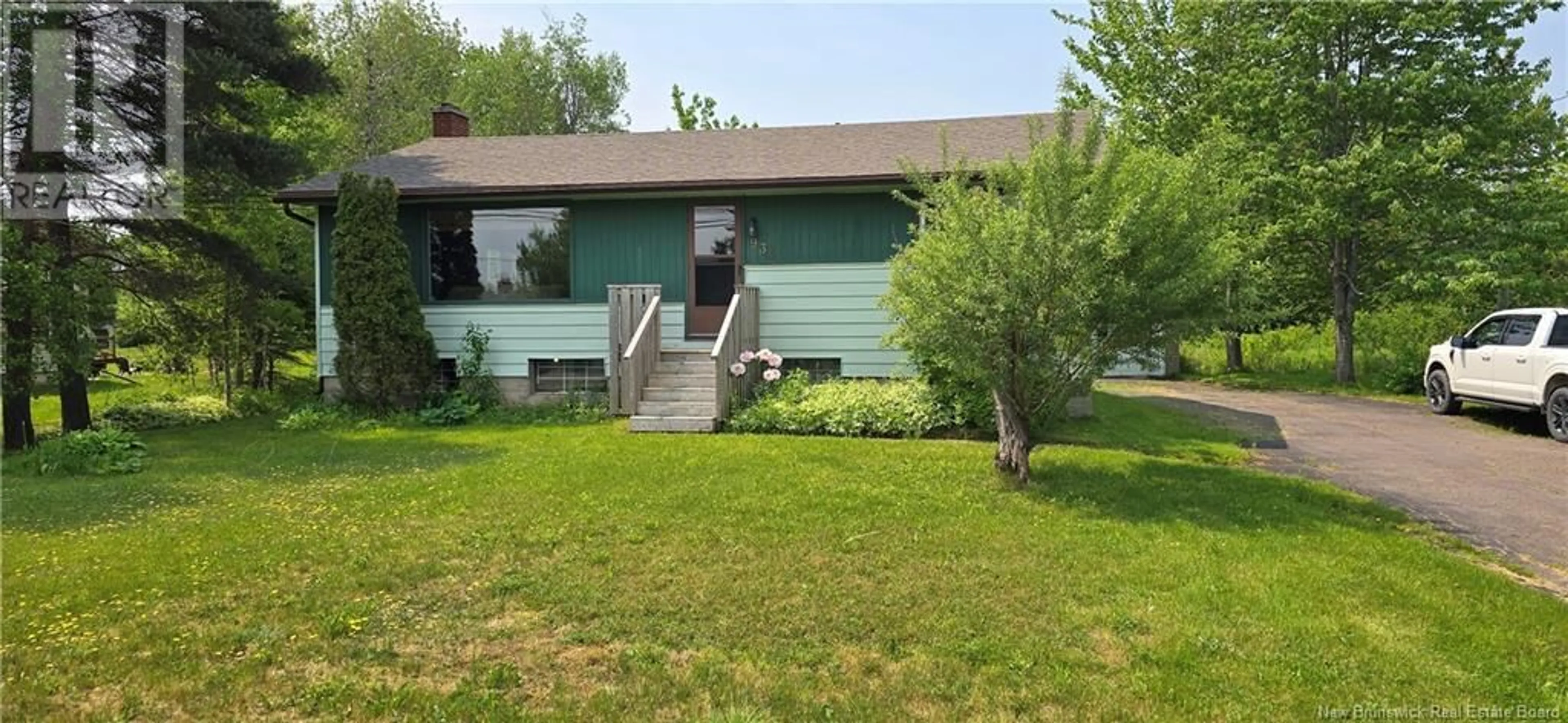 Home with vinyl exterior material, street for 934 HILLSBOROUGH, Riverview New Brunswick E1B3W5