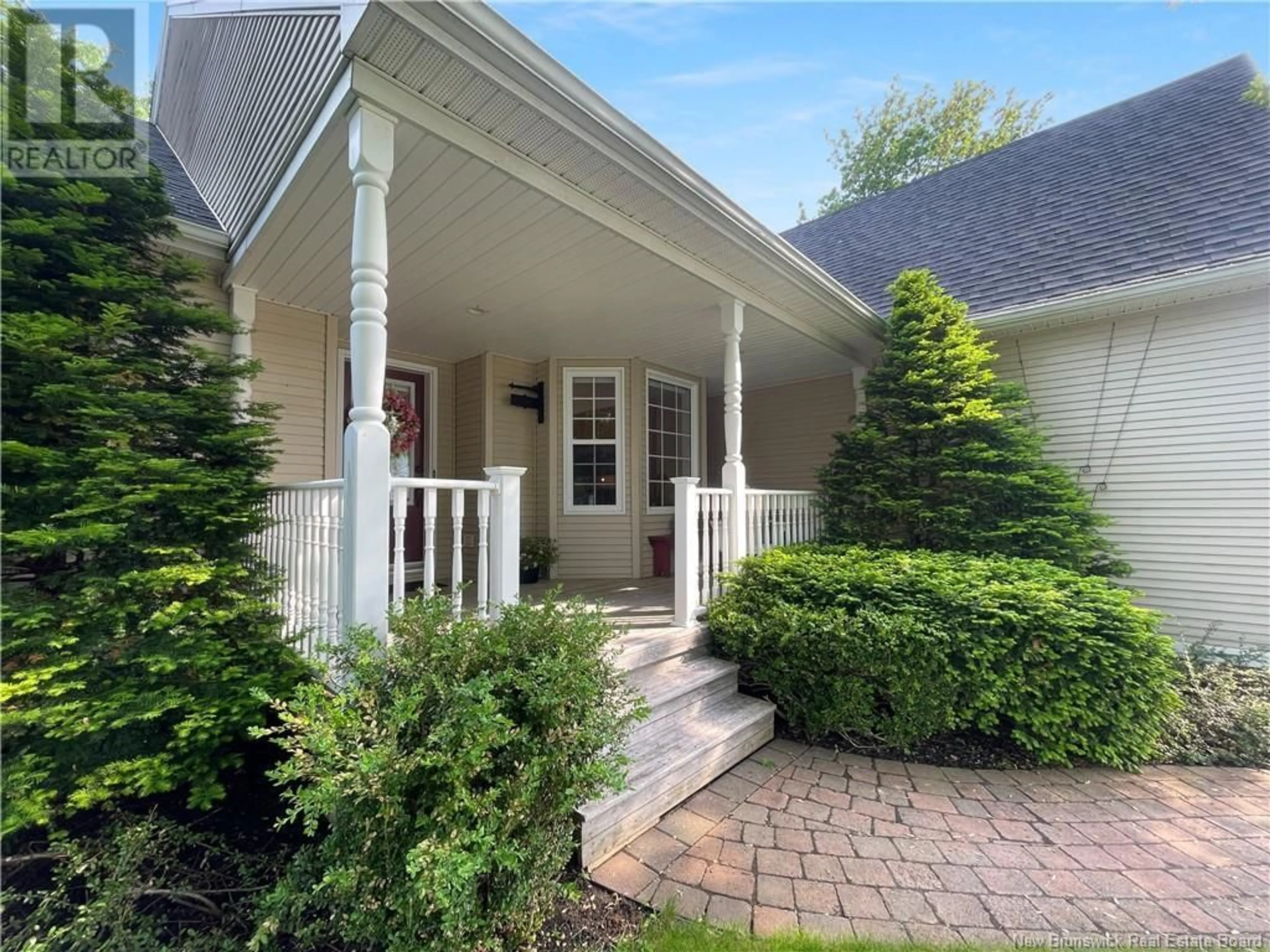 Home with vinyl exterior material, street for 33 AUGUSTA TERRACE, Moncton New Brunswick E1G2E1