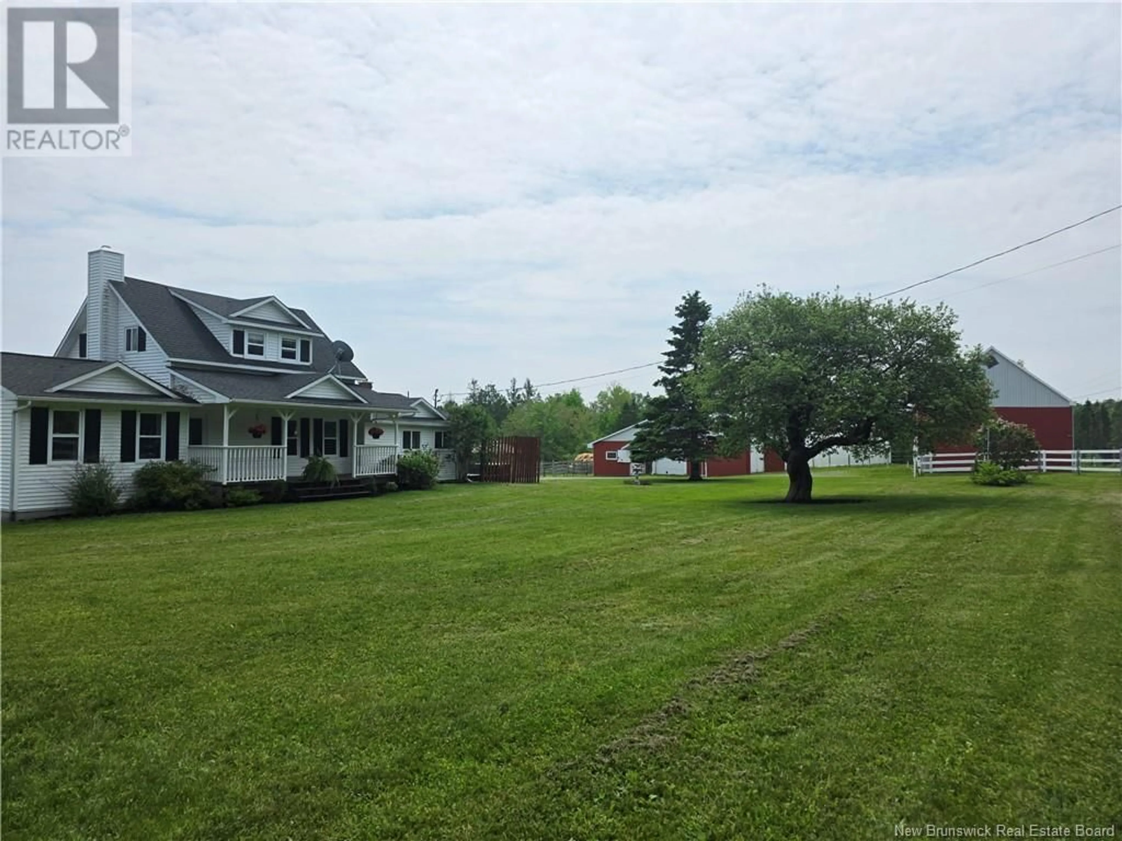 A pic from outside/outdoor area/front of a property/back of a property/a pic from drone, unknown for 3676 640 ROUTE, Yoho New Brunswick E6K2Z8