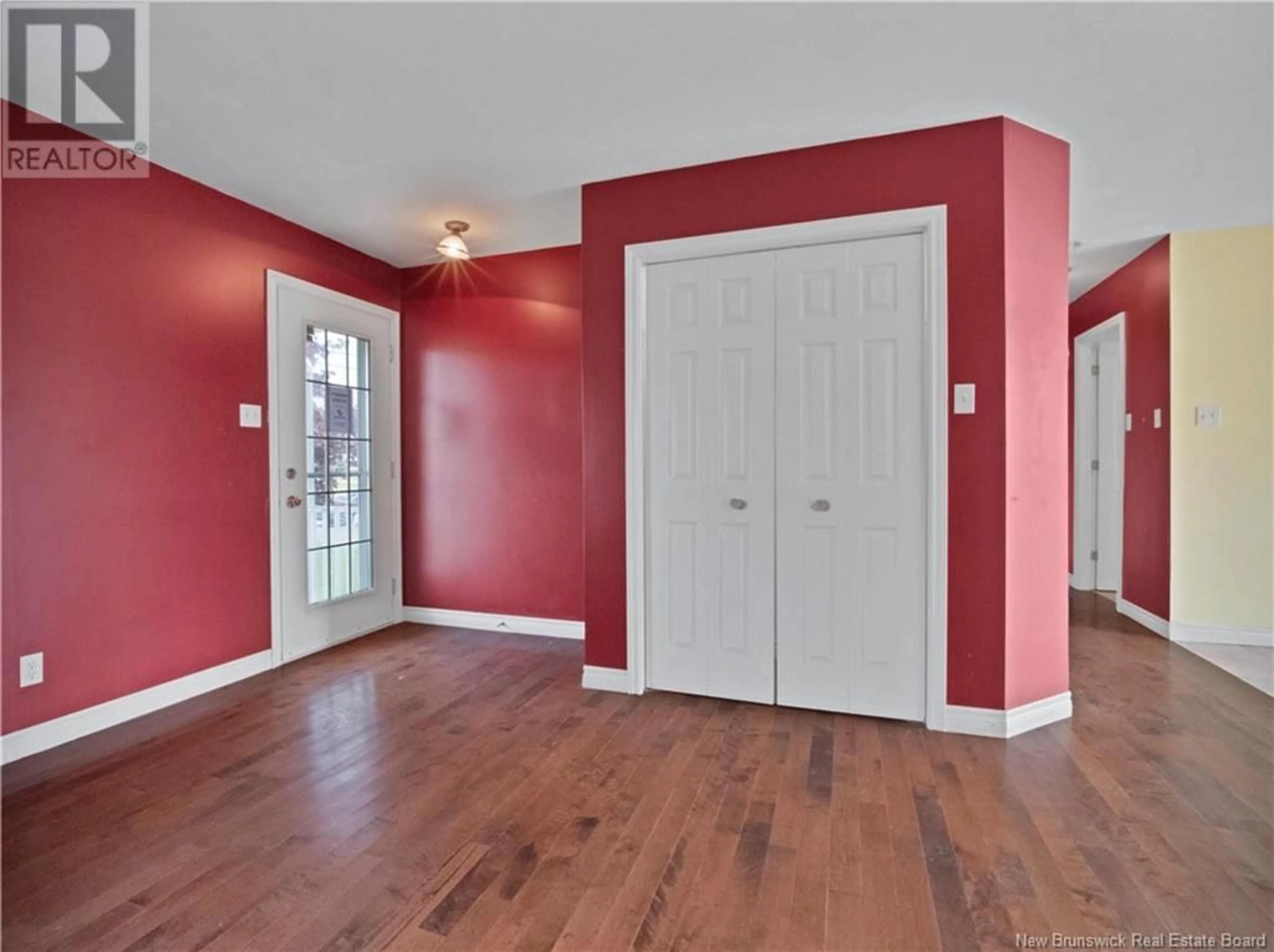 Indoor entryway for 41 HEMMER JANE DRIVE, Moncton New Brunswick E1G2H4